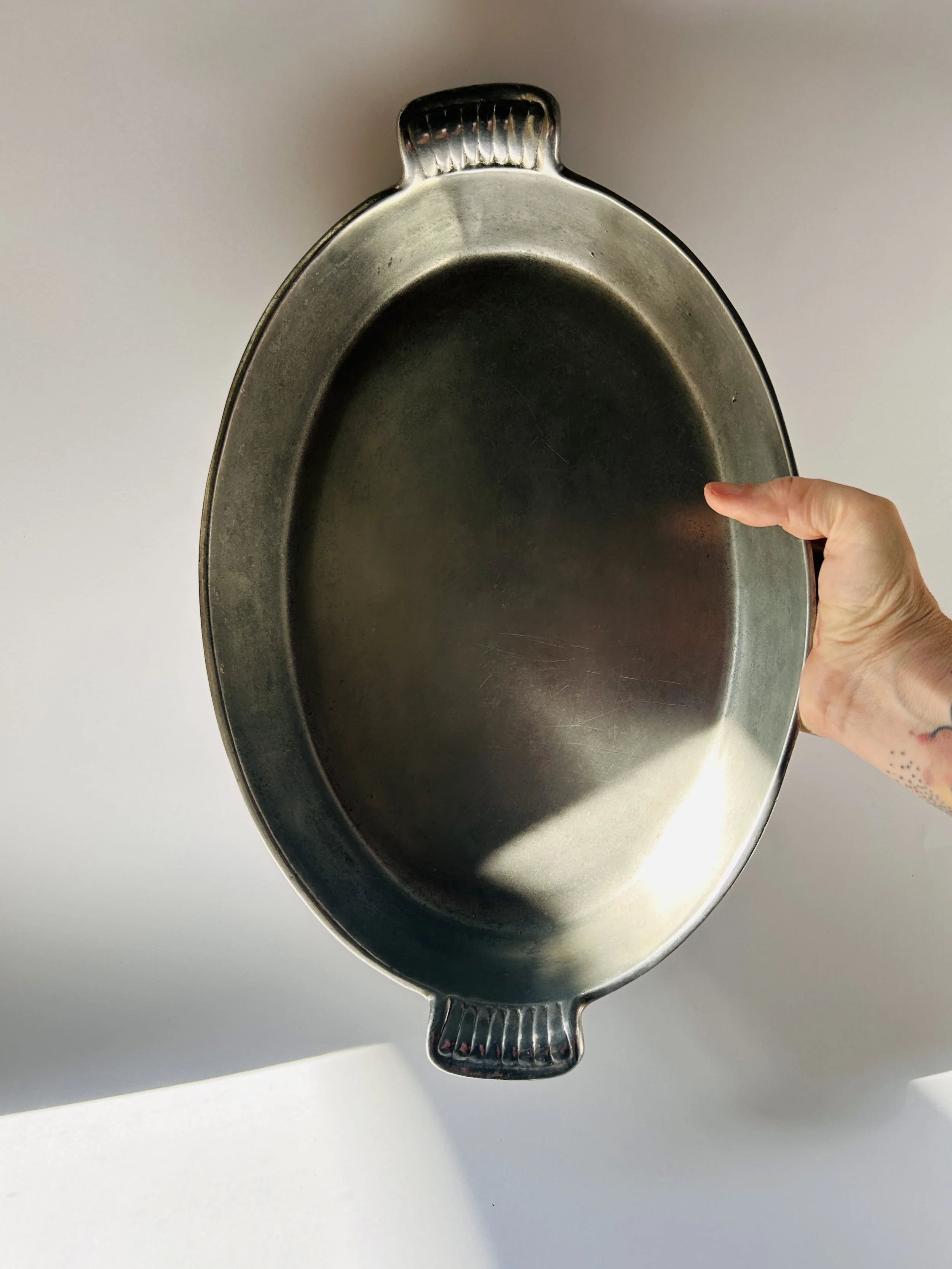 Vintage cast aluminum oval au gratin dish with handles, minimalist metal baking and serving pan
