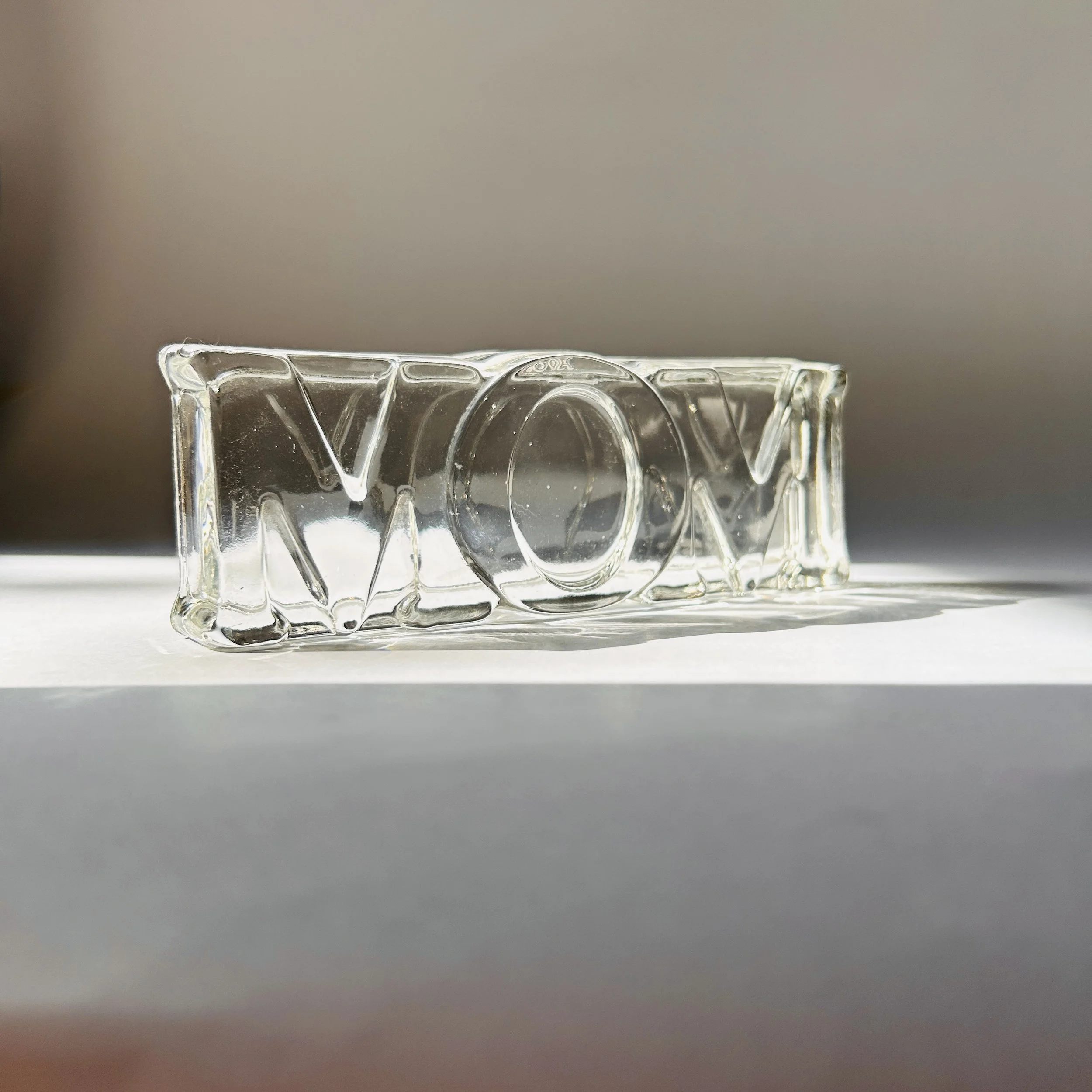 1983 “MOM” Avon Paperweight