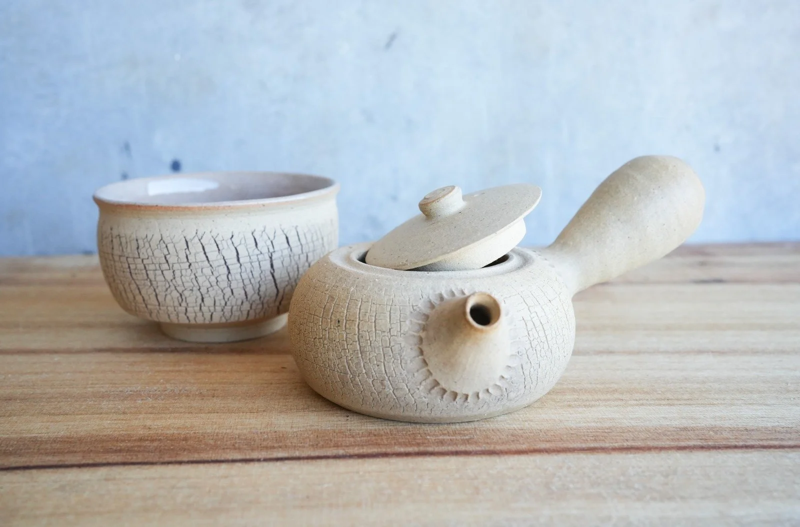 Small Bark Side Handle Teapot