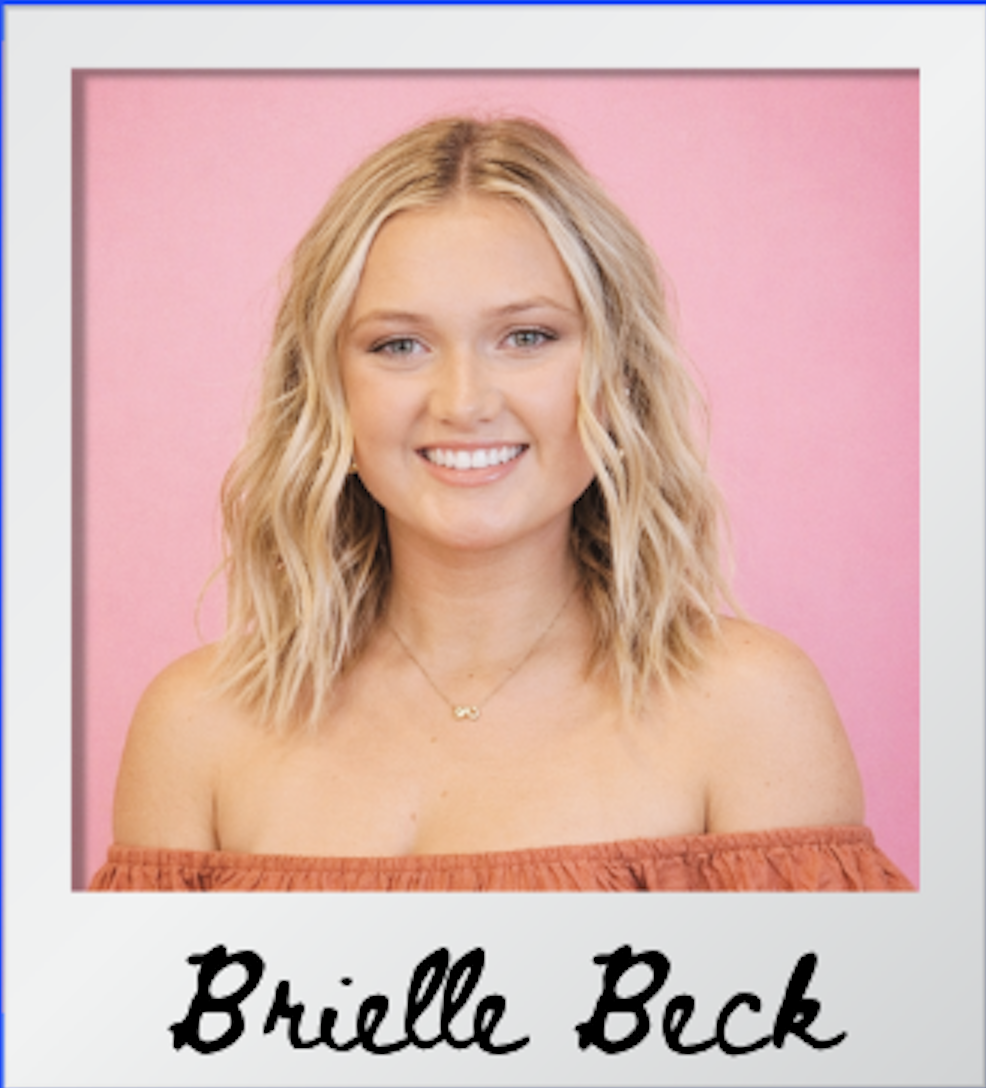 Brielle Beck Cosmetologist Sage Studios Morton, IL