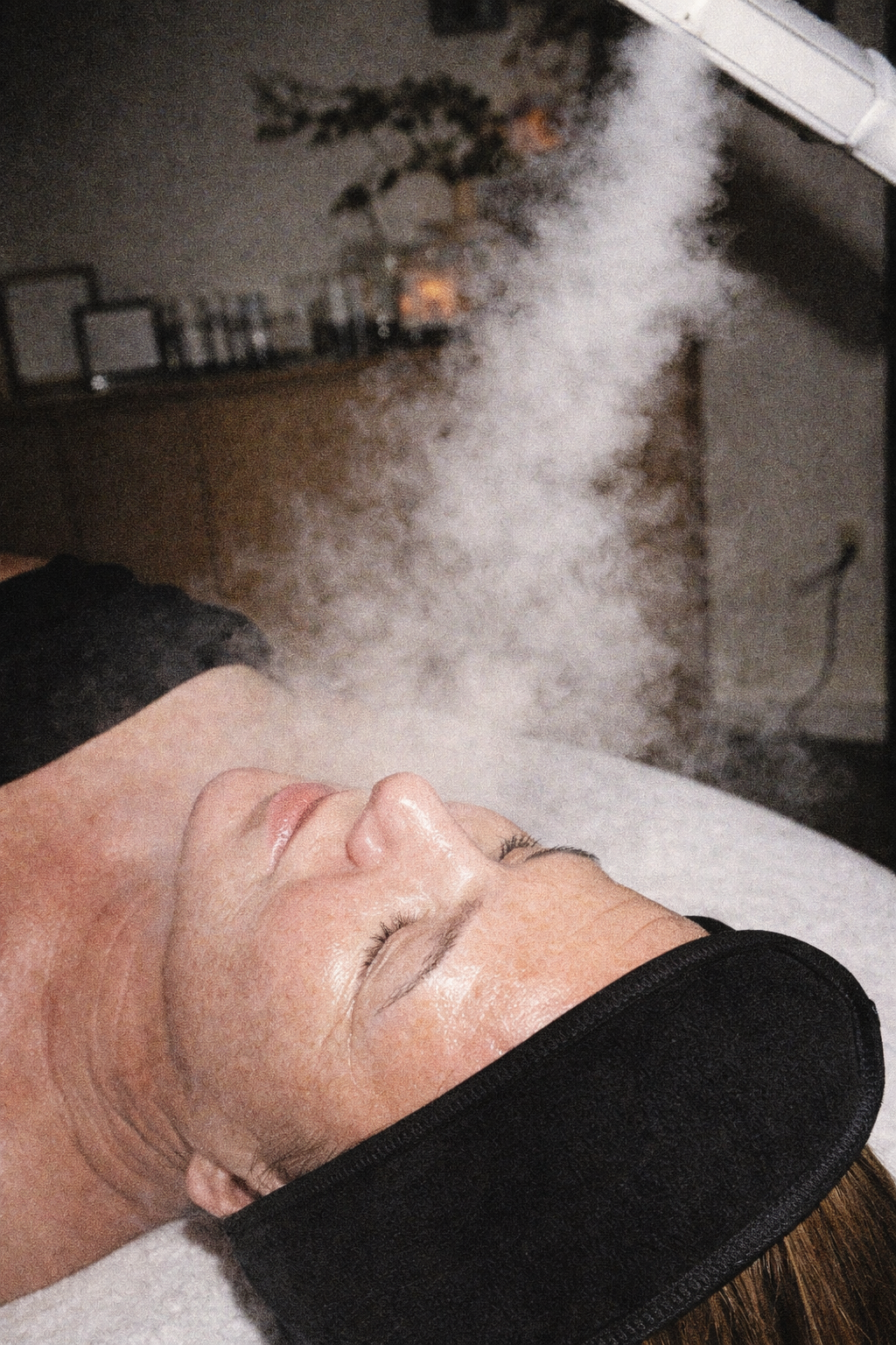 oxygen facials, nano infusion facial, waxing, brow and lash tint and lamination
