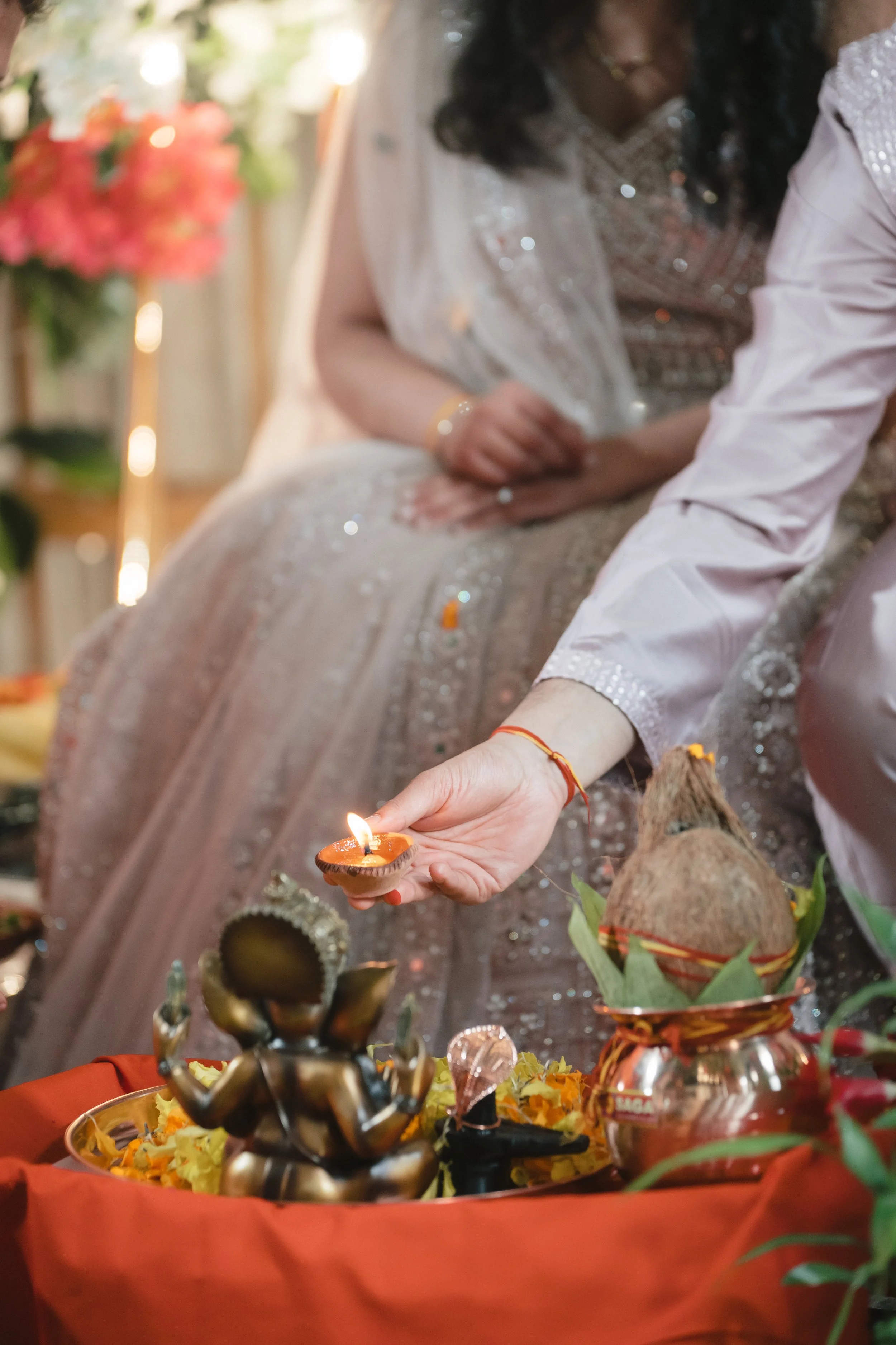 avinash-kavita-tilak-ceremony-830.jpg