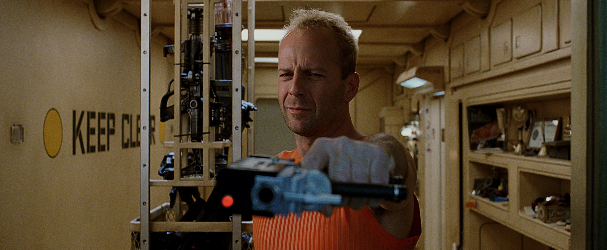 The_fifth_element_4k_13.png