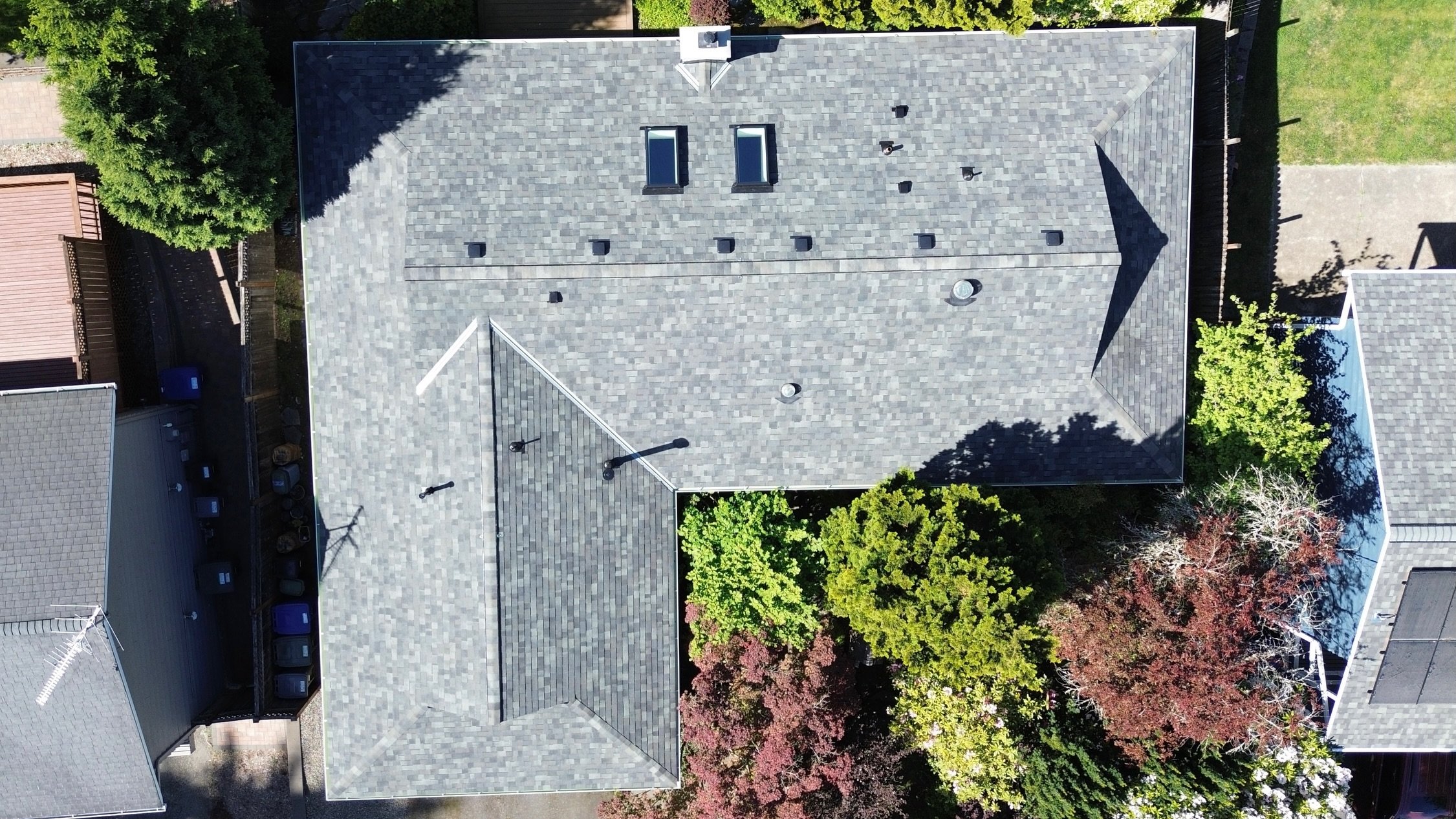 A Roof Transformation With Purpose!

Using @malarkeyroofingproducts , this project helped upcycle the equivalent of 5 rubber tires and 2.9K plastic bags, with an eco-offset equal to 2 planted trees.

A stronger roof. A cleaner impact. 🌿🏠

#Valhalla
