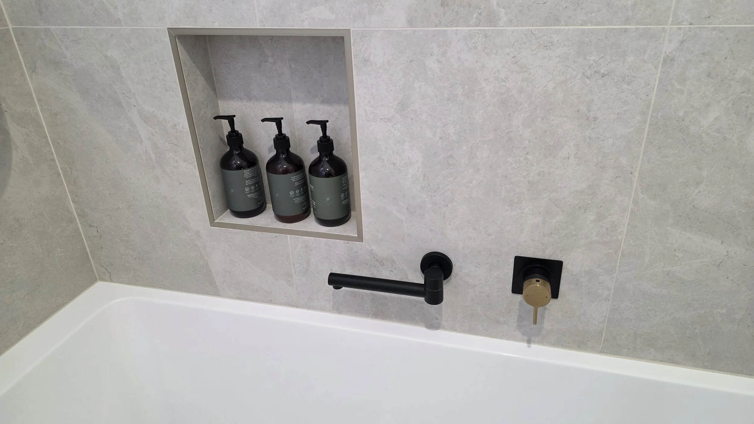 Bathroom - The herbalist
