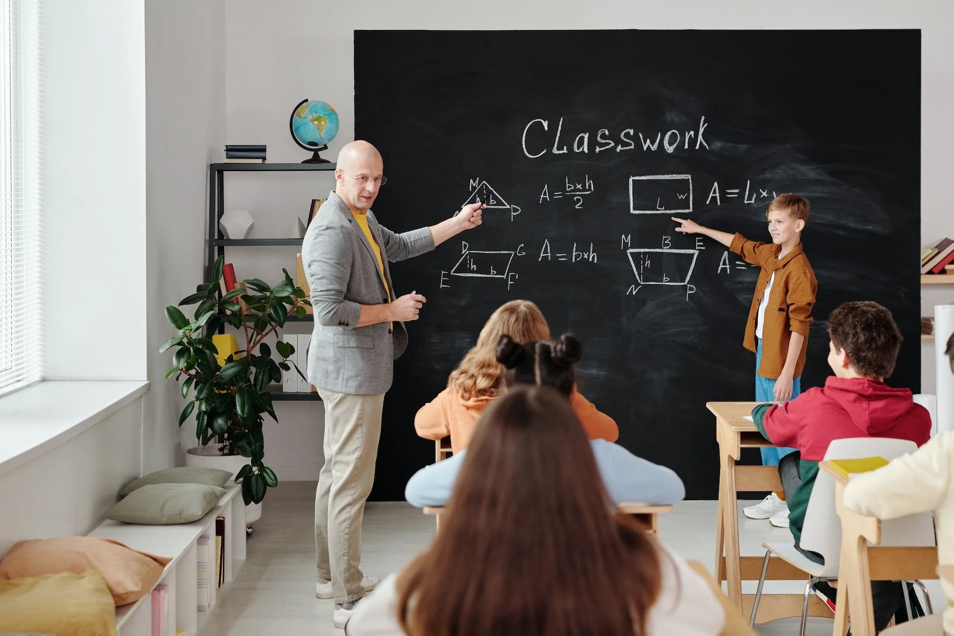 Why You Should Consider Teaching at an International School