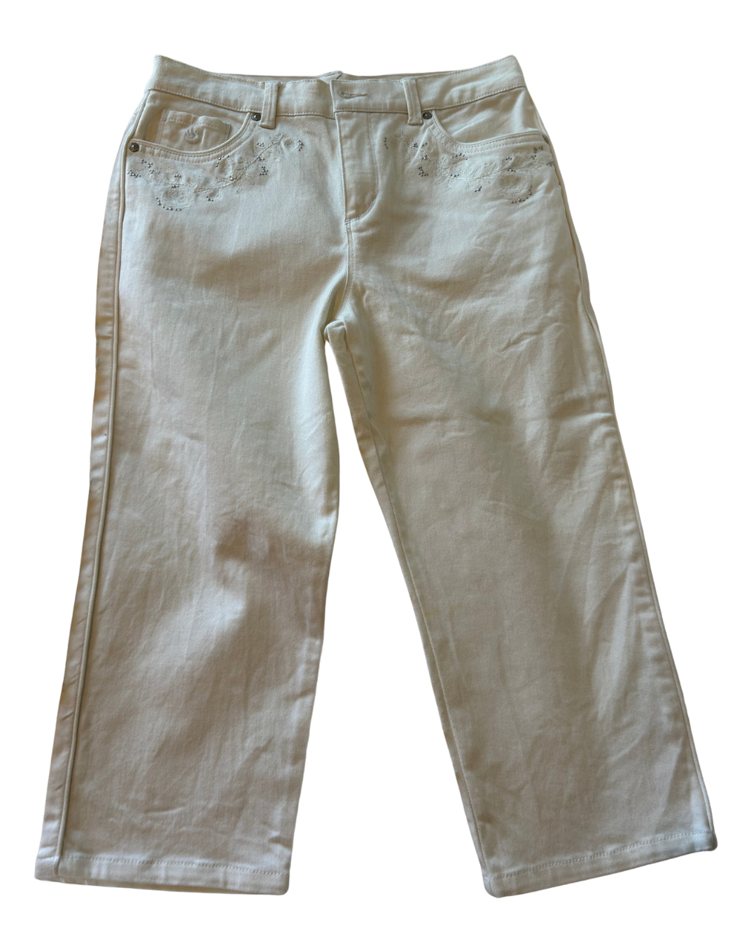 Chic White Embroidered Jeans - Size 8