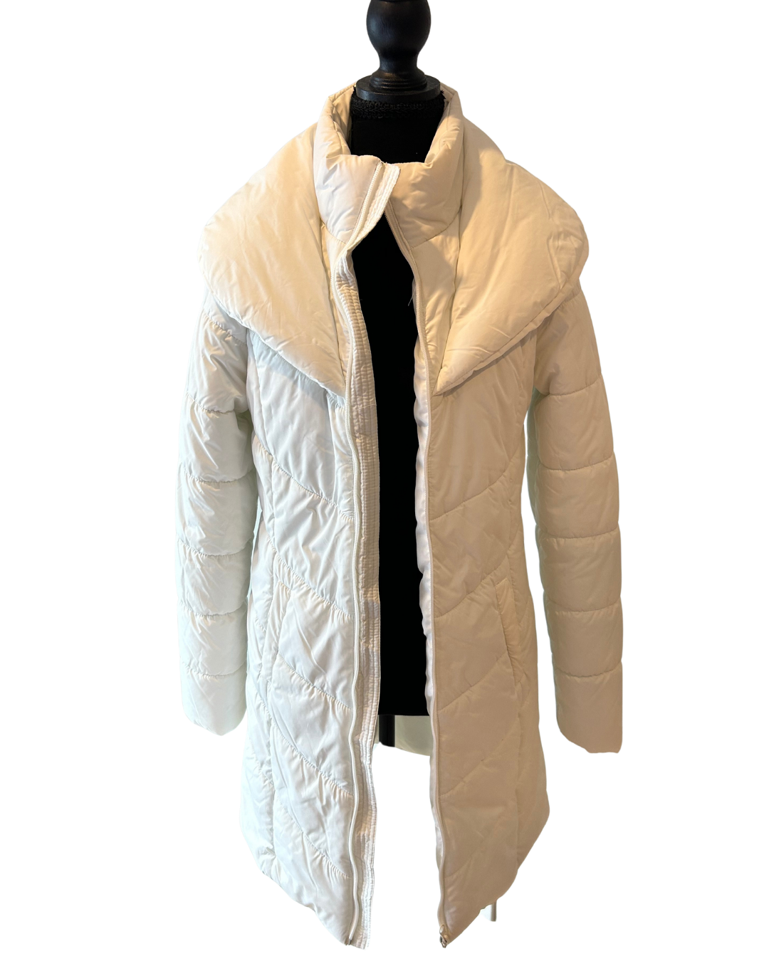 Elegant White Quilted Puffer Jacket - size small