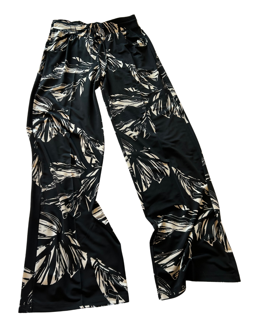Chic Black & White Palm Wide-Leg Pants - Size XS