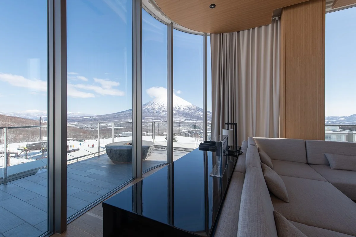 Skye-Niseko-Interior-Annupuri-North-Living-Room-Low-Res-2.jpg