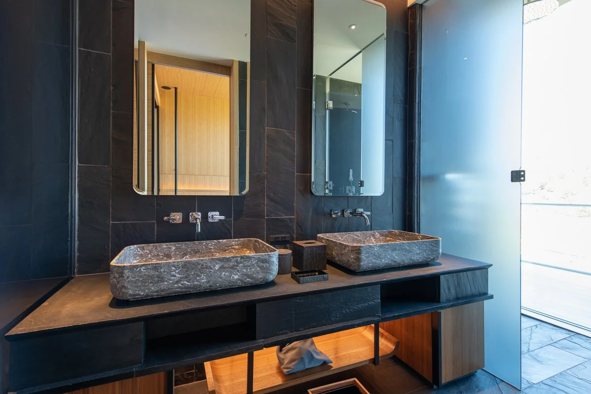 Skye-Niseko-Yotei-East-Penthouse-Bathroom-Summer-Low-Res-2.jpg