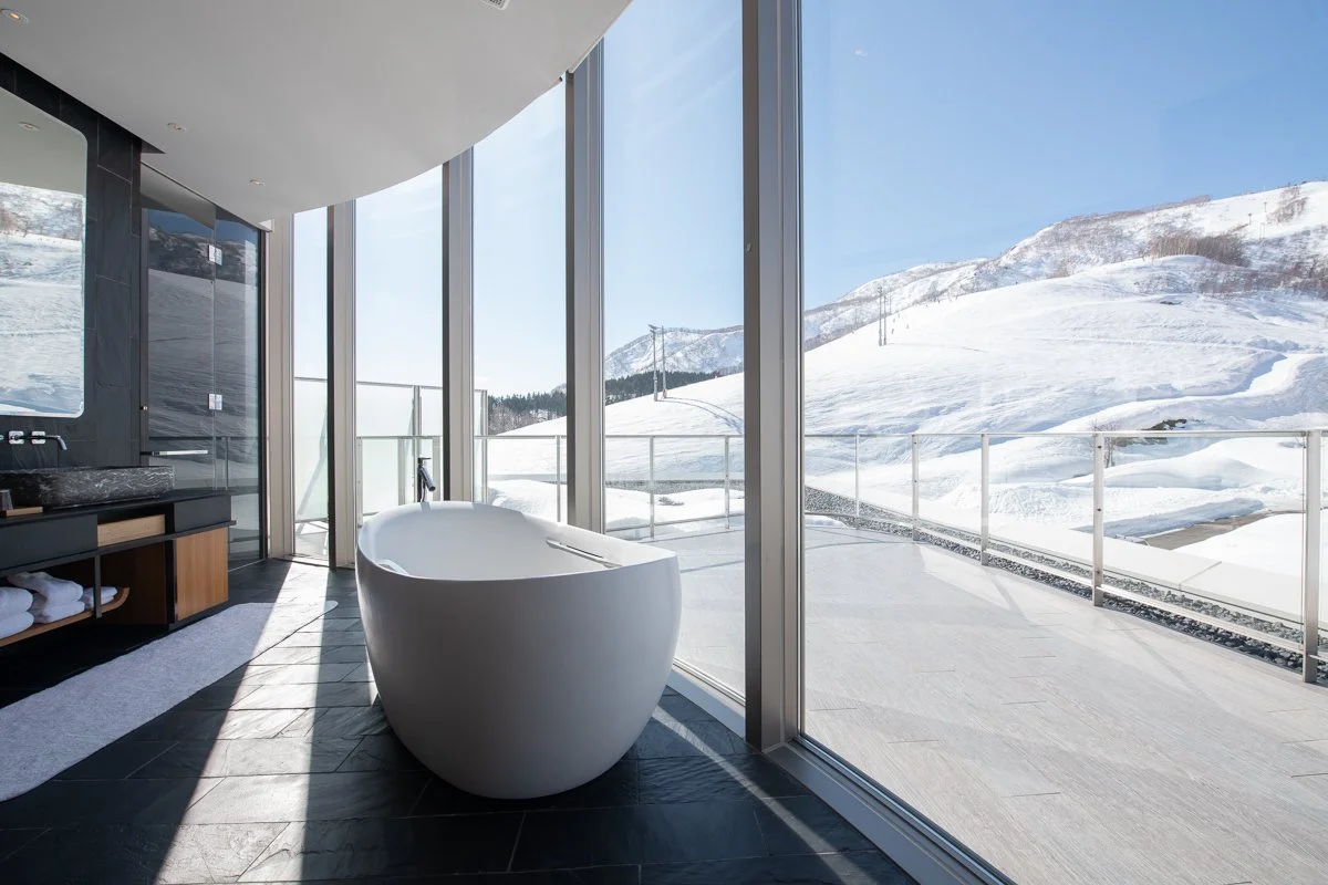 Skye-Niseko-Interior-Annupuri-North-Bathroom-Low-Res-6.jpg