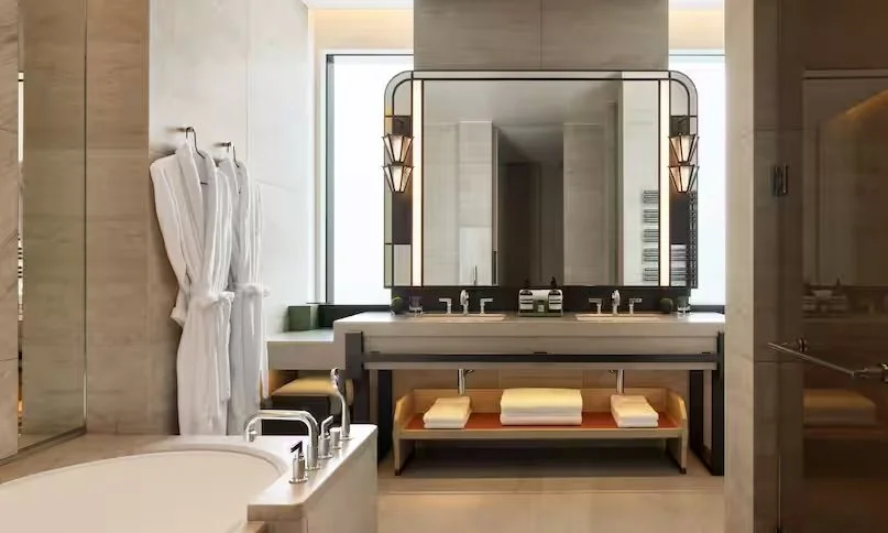 penthouse-bathroom.jpg