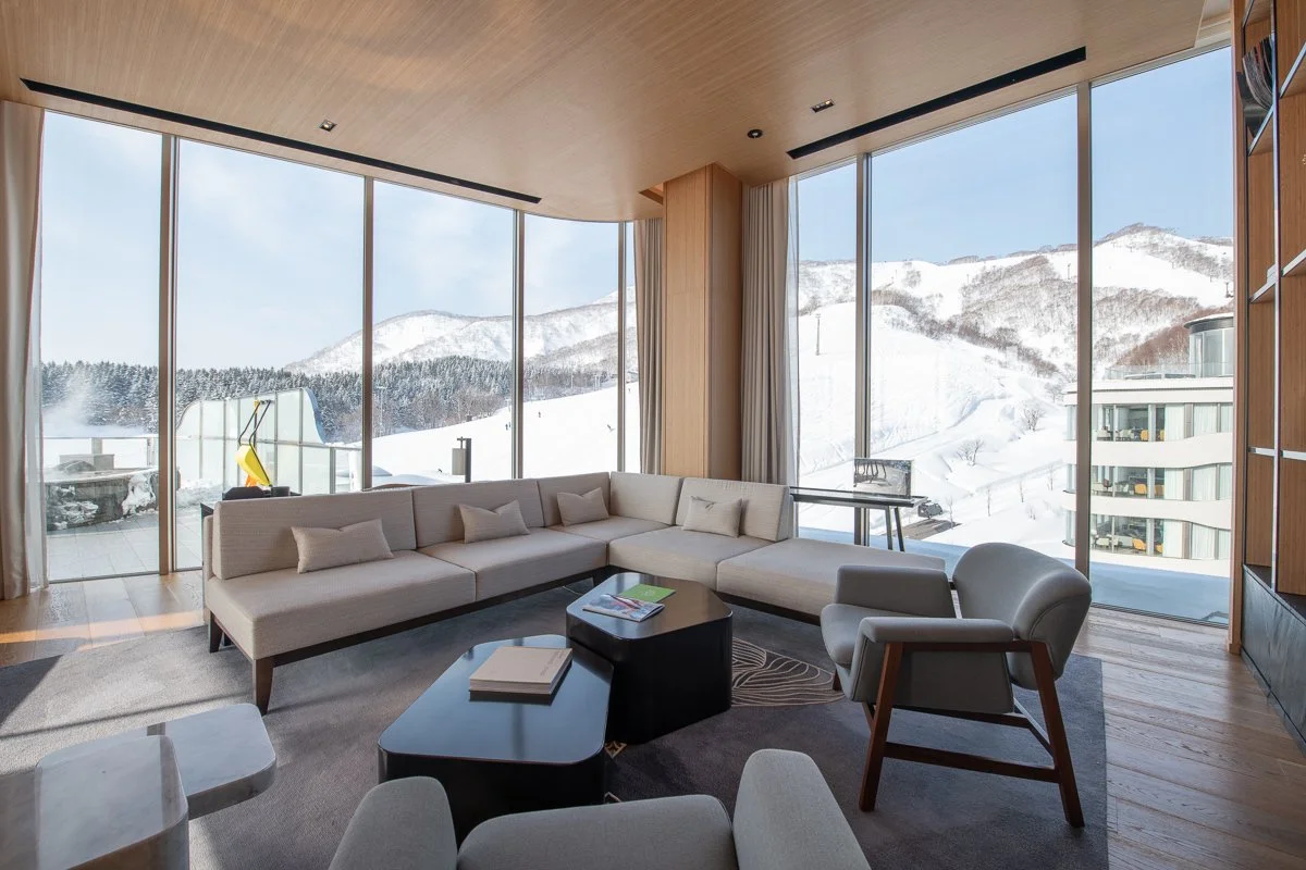 Skye-Niseko-Interior-Yotei-West-Living-Room-Low-Res-2.jpg