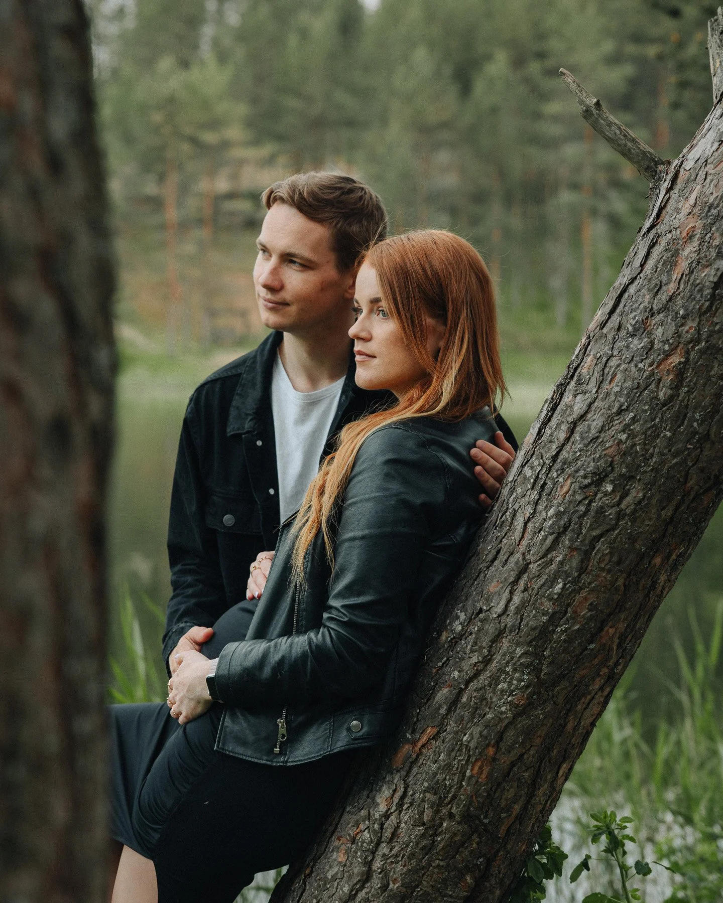 couple-portrait-outdoor-forest-lake-estonia.jpg
