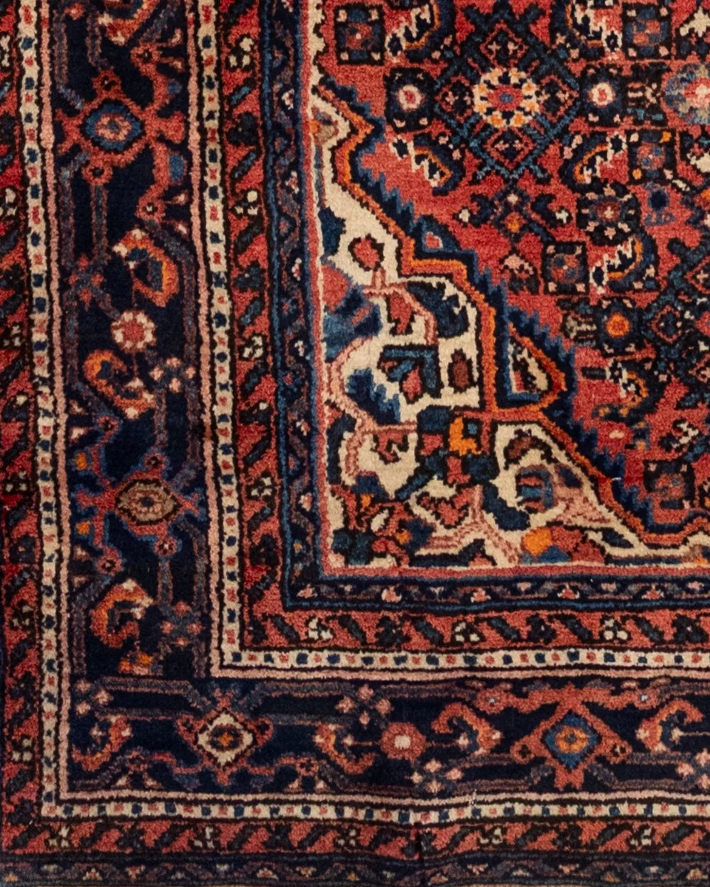 Persian Hamadan Centre Medallion wool rug in muted blue and red tones, handwoven in Iran, 305 × 164 cm