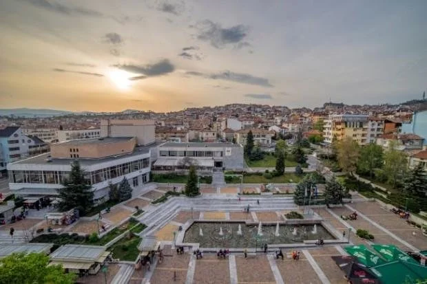 Сандински, birds eye view, България, площад.
