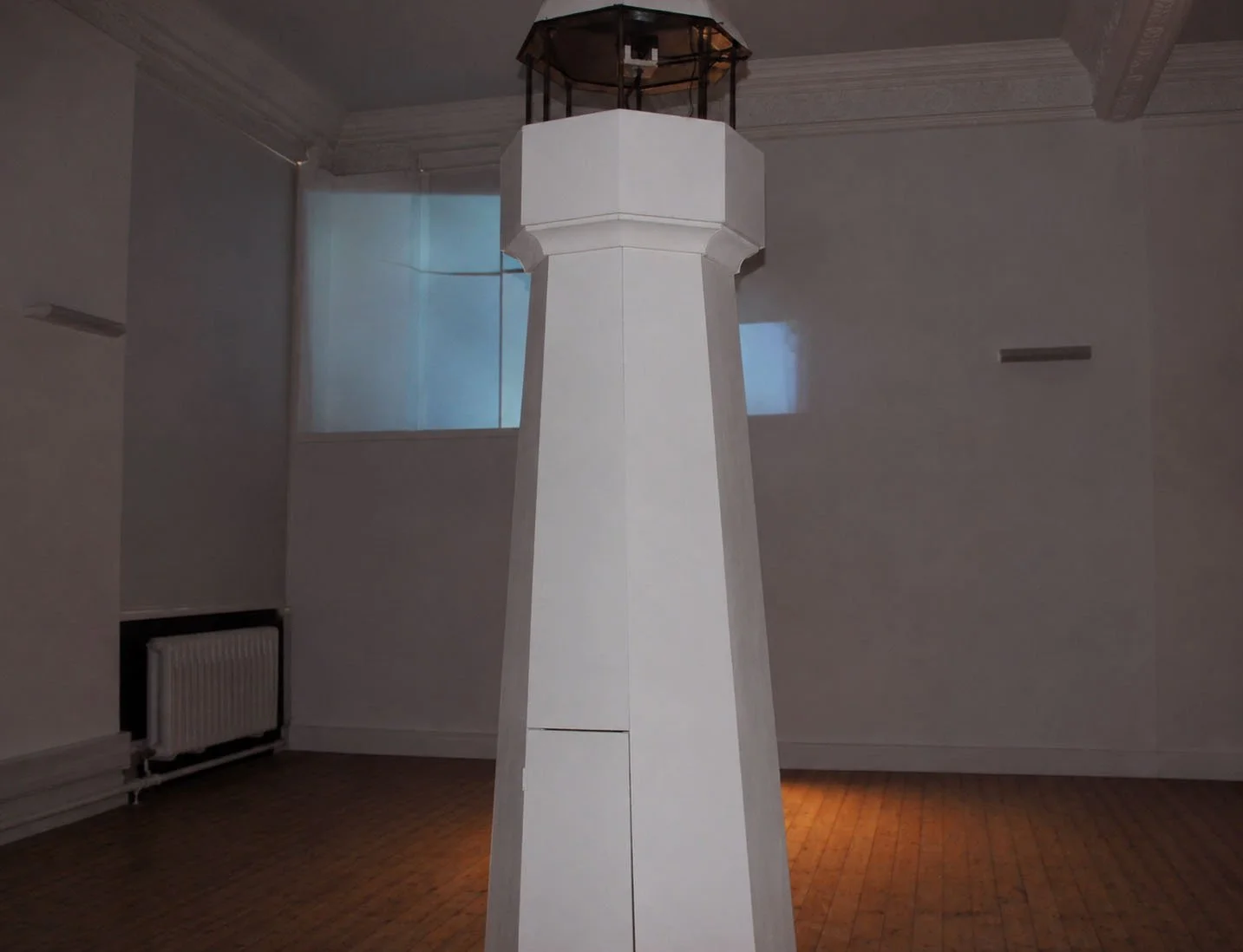 lighthouuuse.jpg