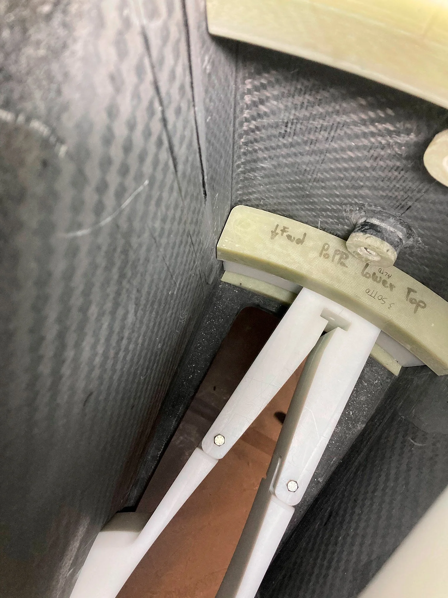 perda_rubja_technologies_composites_carbones_custom_40.jpg