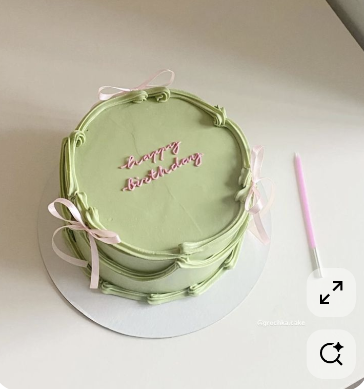 swirly girly $110. your choice of cake base and piping colour with white ribbon bows