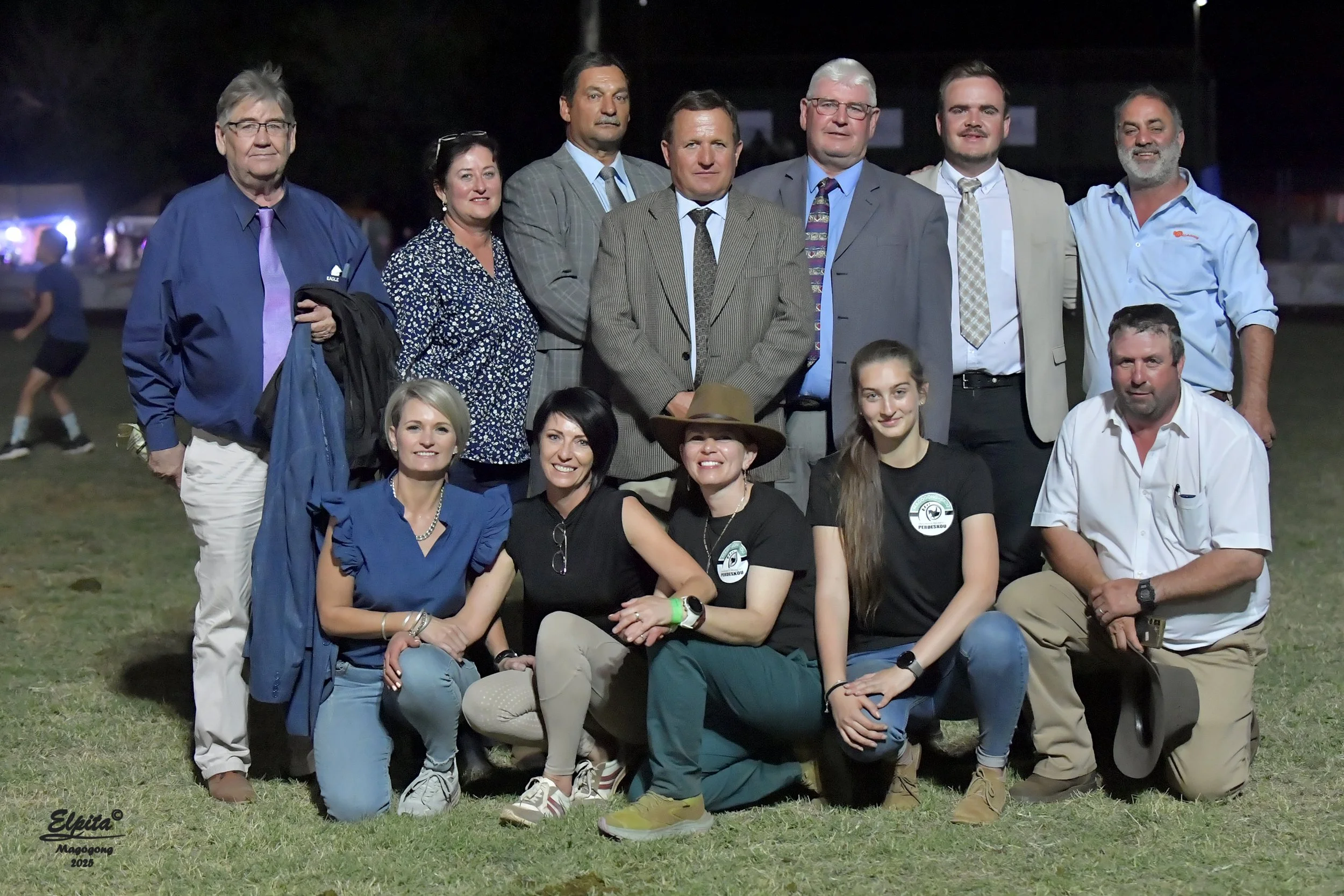 Saalperd & Friesperd Streekskou Magogong,,Vaalharts Pekanfees - Dirkie McKenzie - Corlien Becker ,Braam Lochner, Poy Coetzee, Marius van Rooyen, Beoordelaars Location MAGOGONG skougronde ,Horse show Hartswater/ PerdeskouVaalharts besproeingsskema