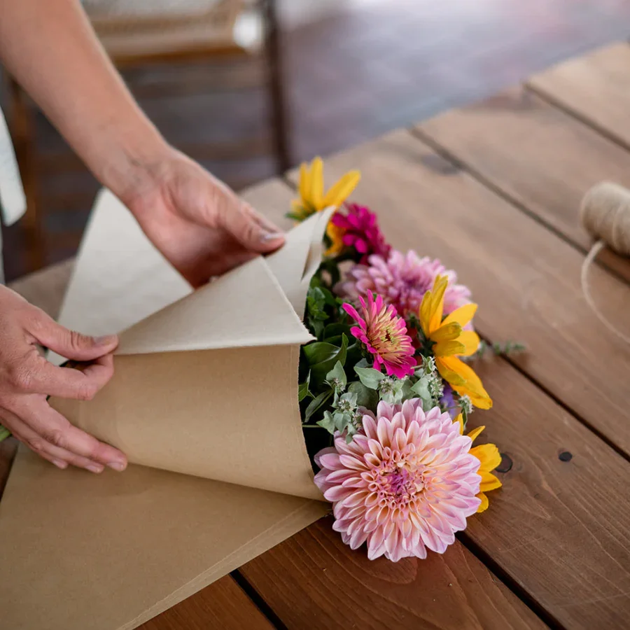 What is a flower subscription? 