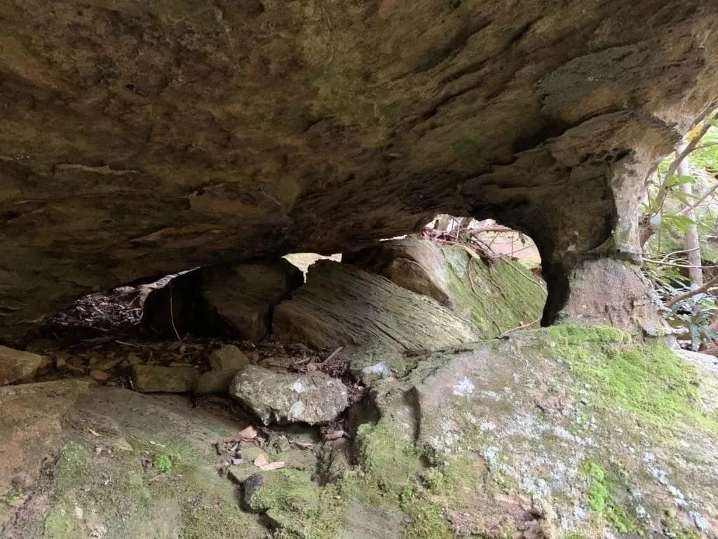 Rockhouse Pillar Arch - Red River Gorge, Kentucky.