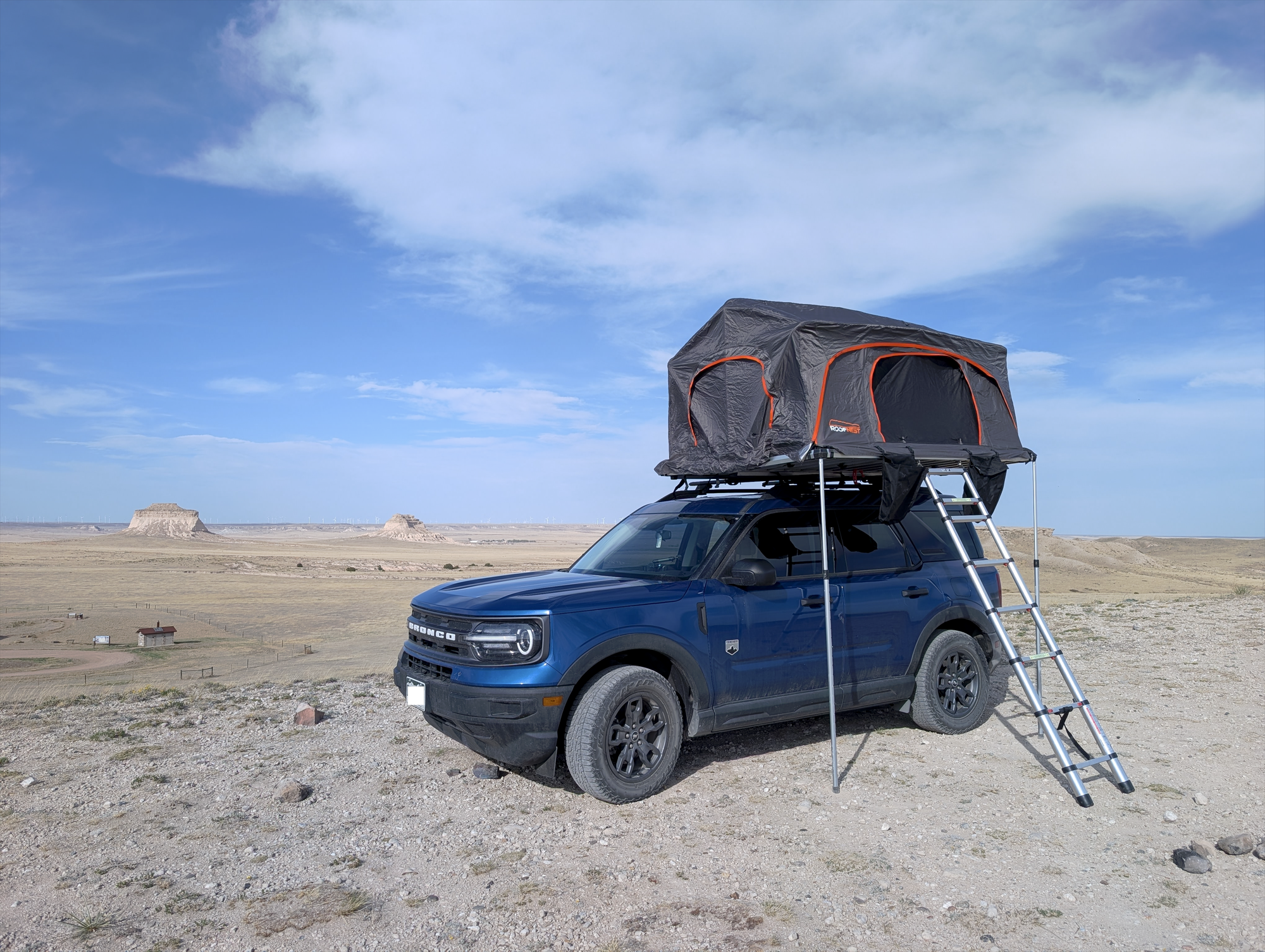 My rooftop set up on my Bronco Sport in the Pawnee Buttes, Colorado.