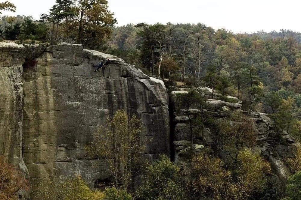 A cliff along Auxier Ridge in Kentucky's Red River Gorge.