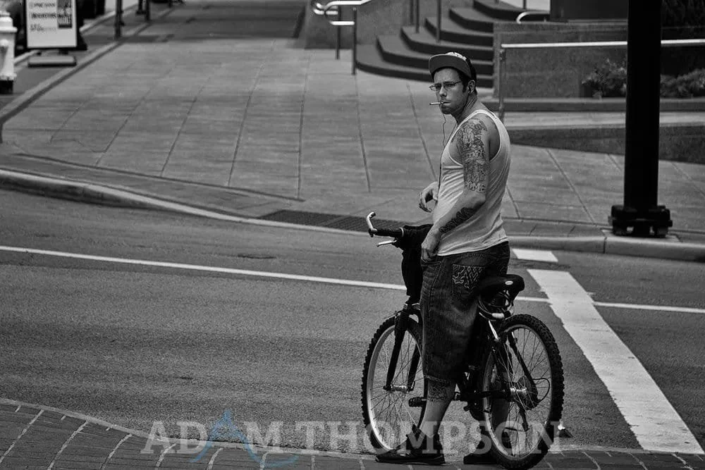 Street Photography in Cincinnati, Ohio – Shot at f/4.0