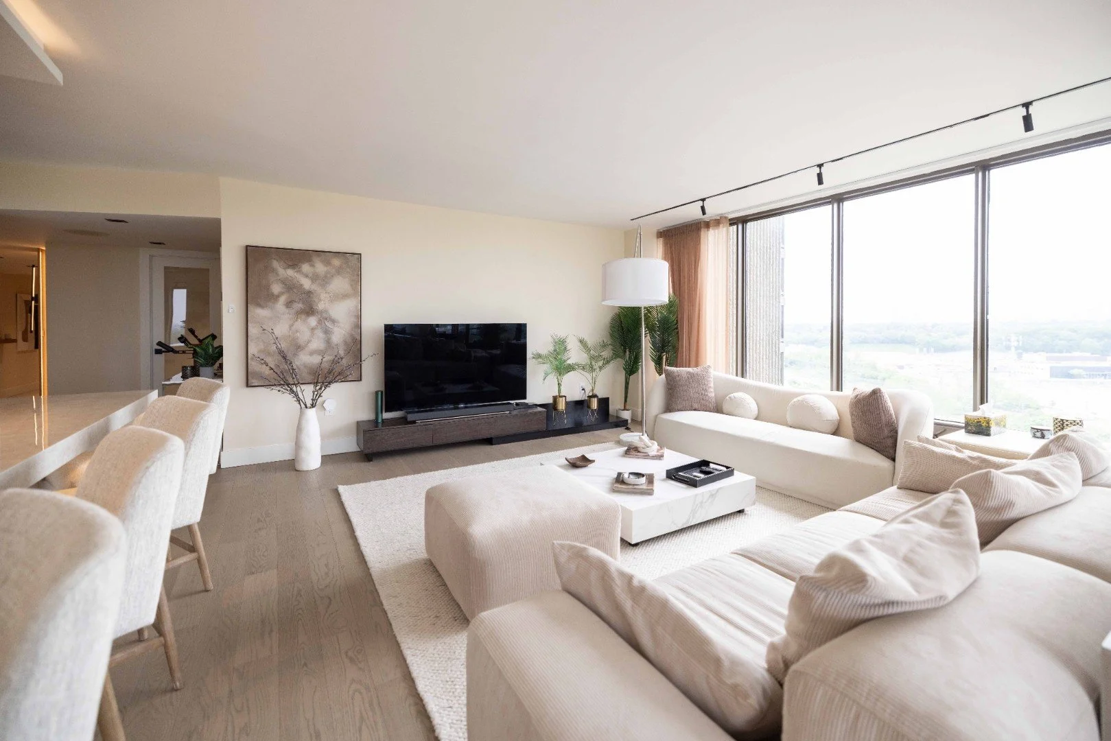 aura-design-group-condo-renovation-19-19.jpg