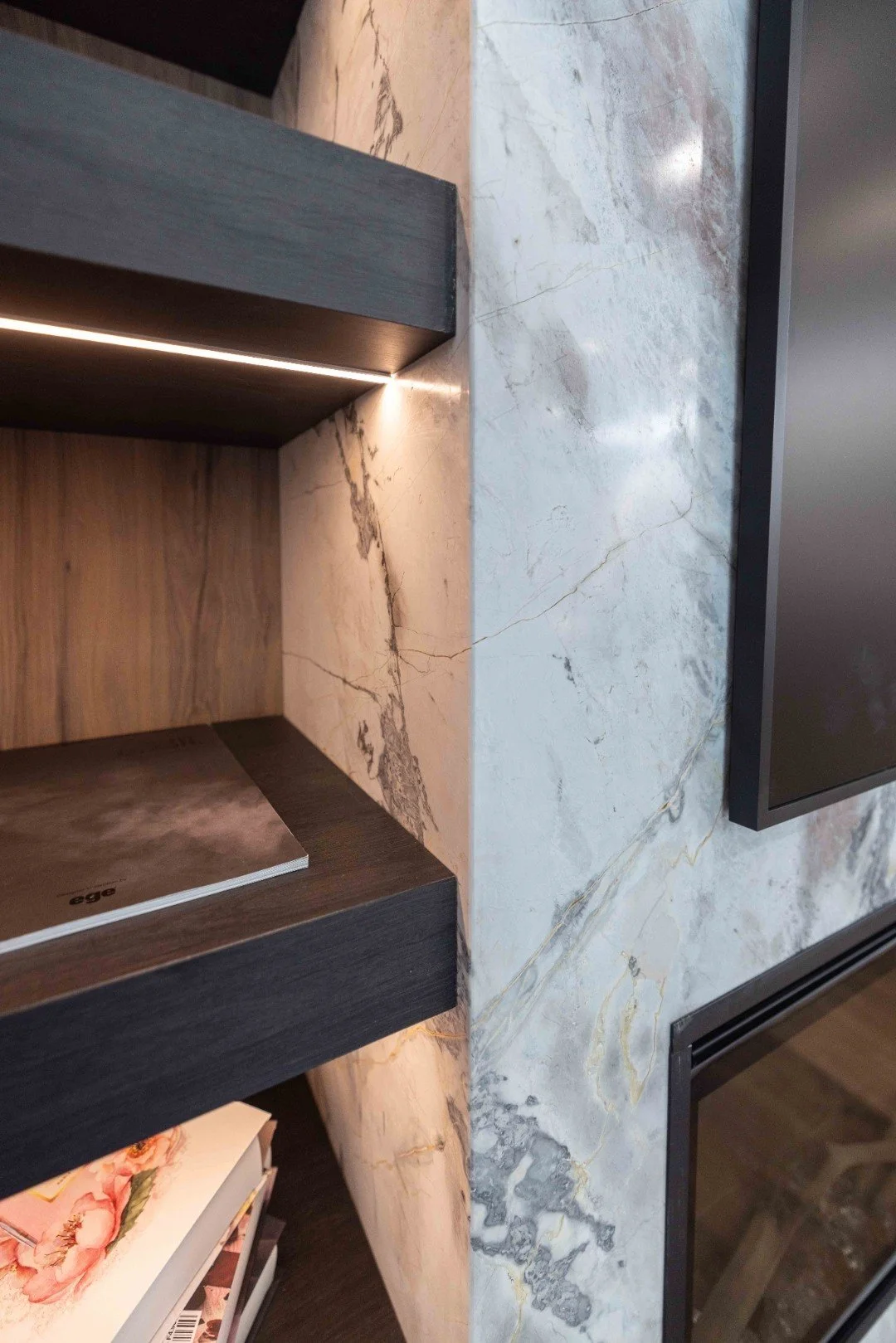 aura-design-group-showroom-6-6.jpg