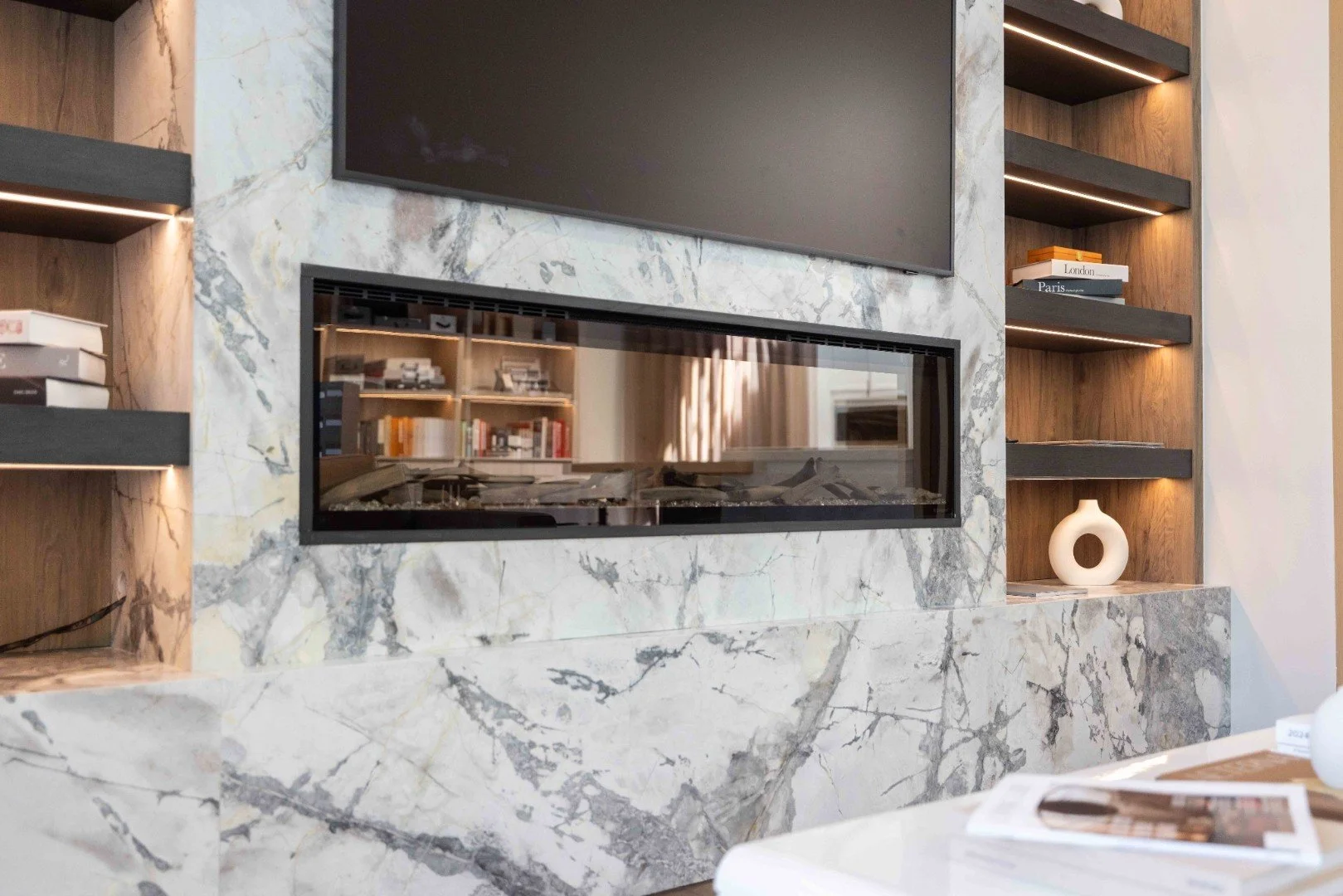 aura-design-group-showroom-4-4.jpg