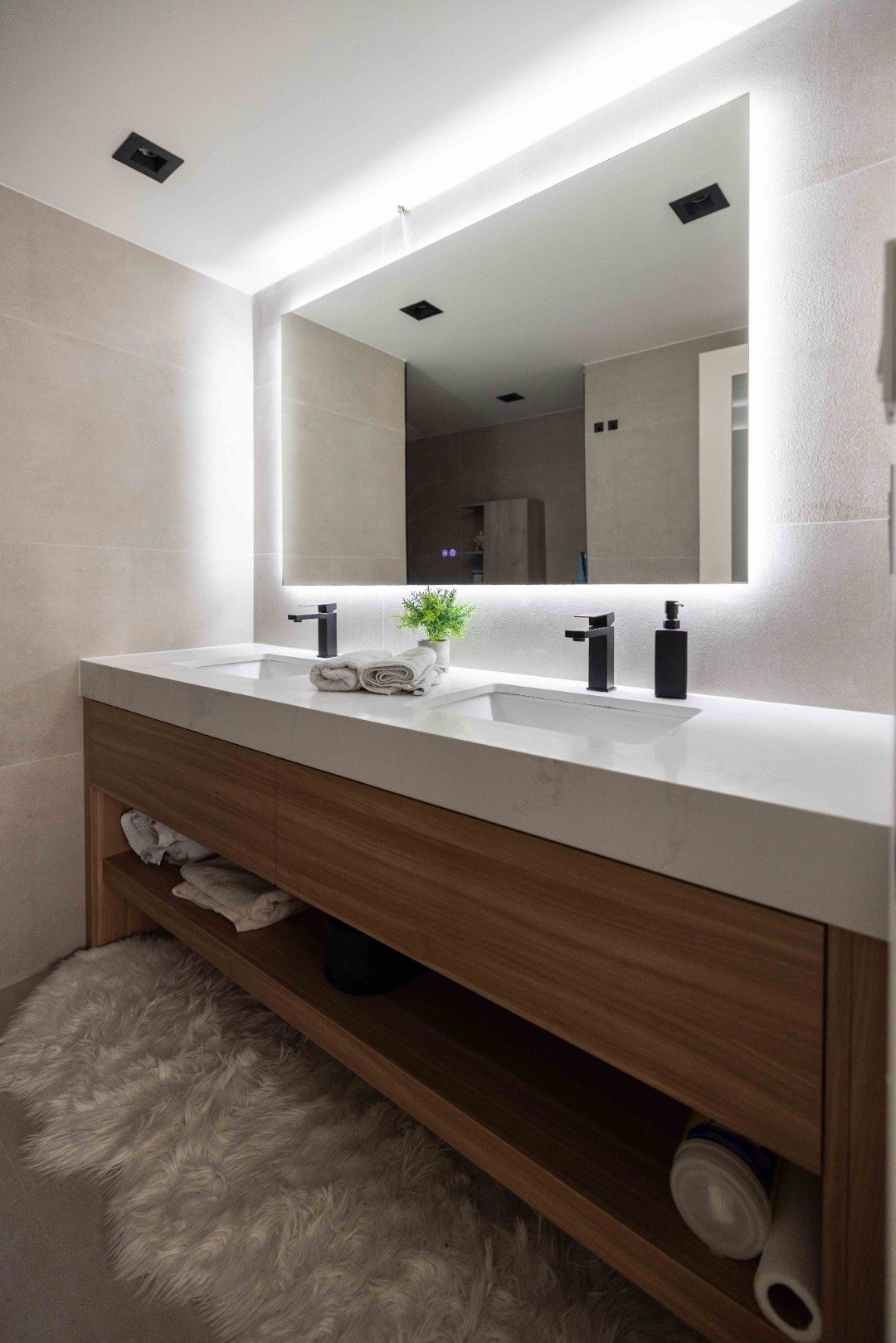 aura-design-group-condo-renovation-12-12.jpg