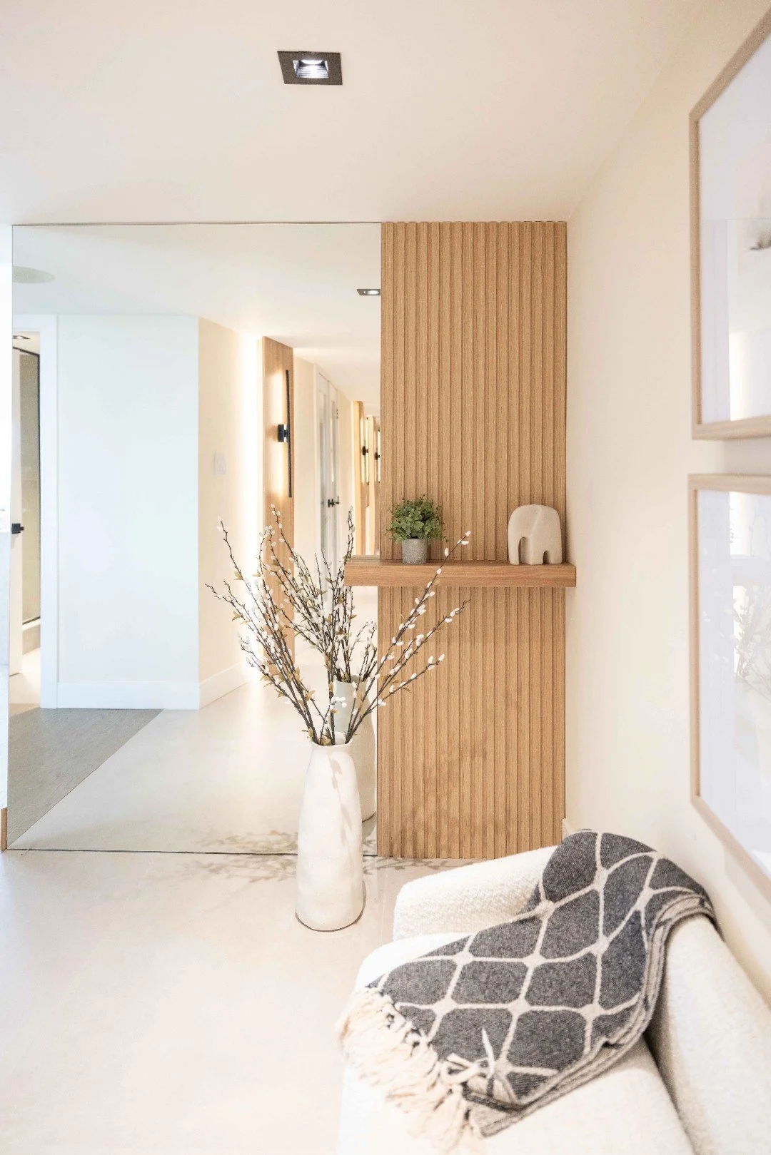 aura-design-group-condo-renovation-3-3.jpg