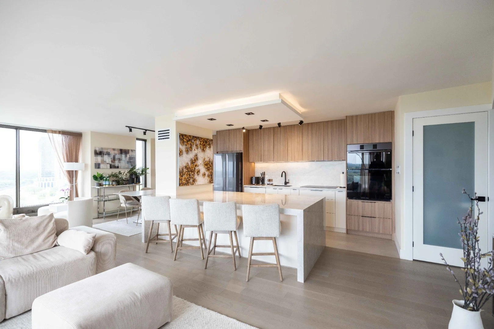 aura-design-group-condo-renovation-30-30.jpg