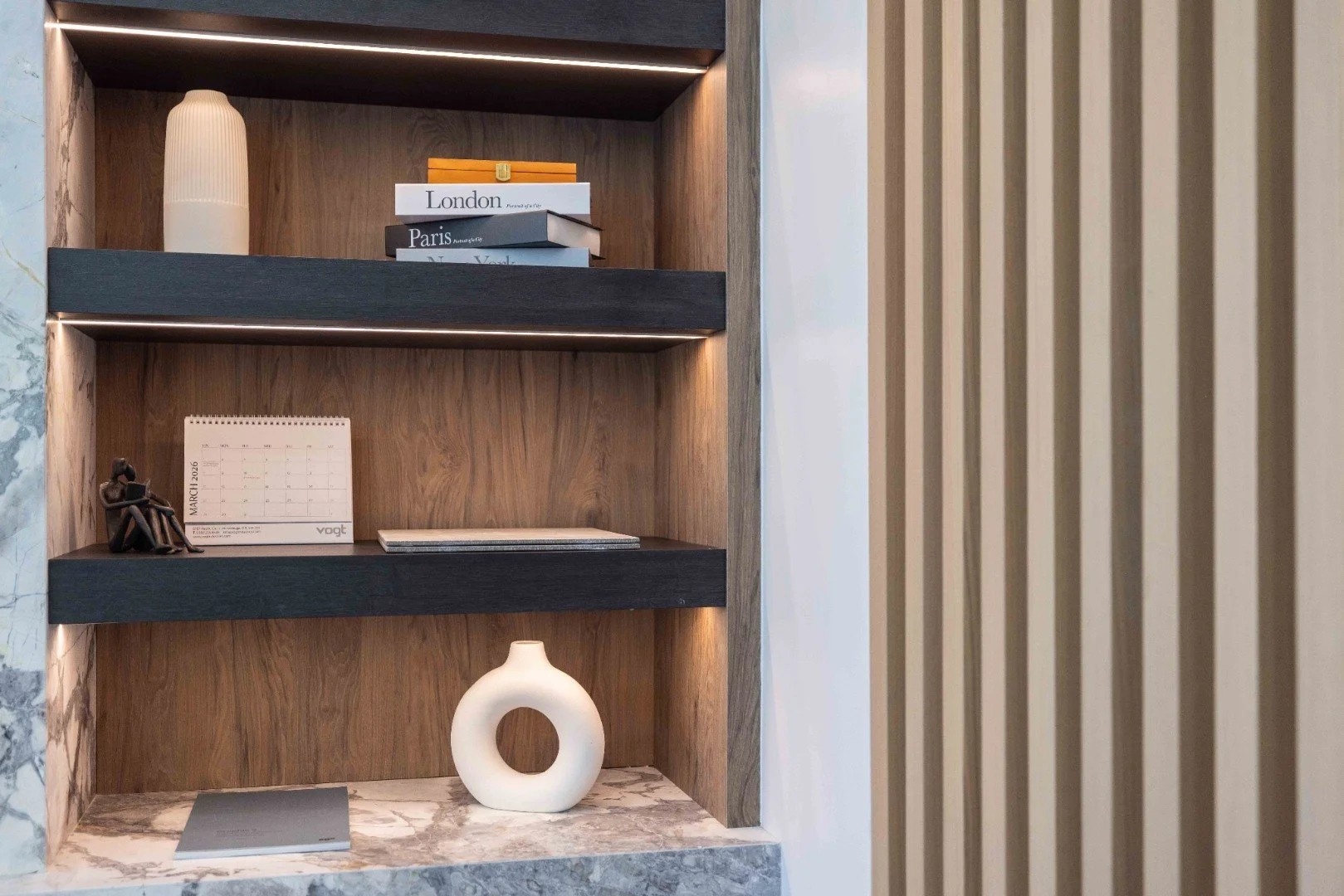aura-design-group-showroom-10-10.jpg