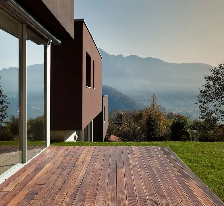 Intonaco e finitura in sughero naturale