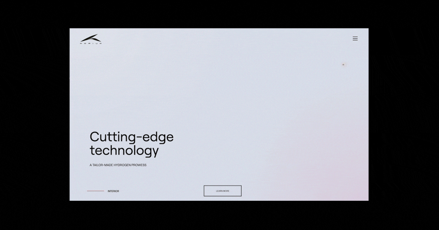 Page d'accueil d'un site web technologique avec le texte 'Cutting-edge technology, A tailor-made hydrogen prowess' et un bouton 'Learn More'