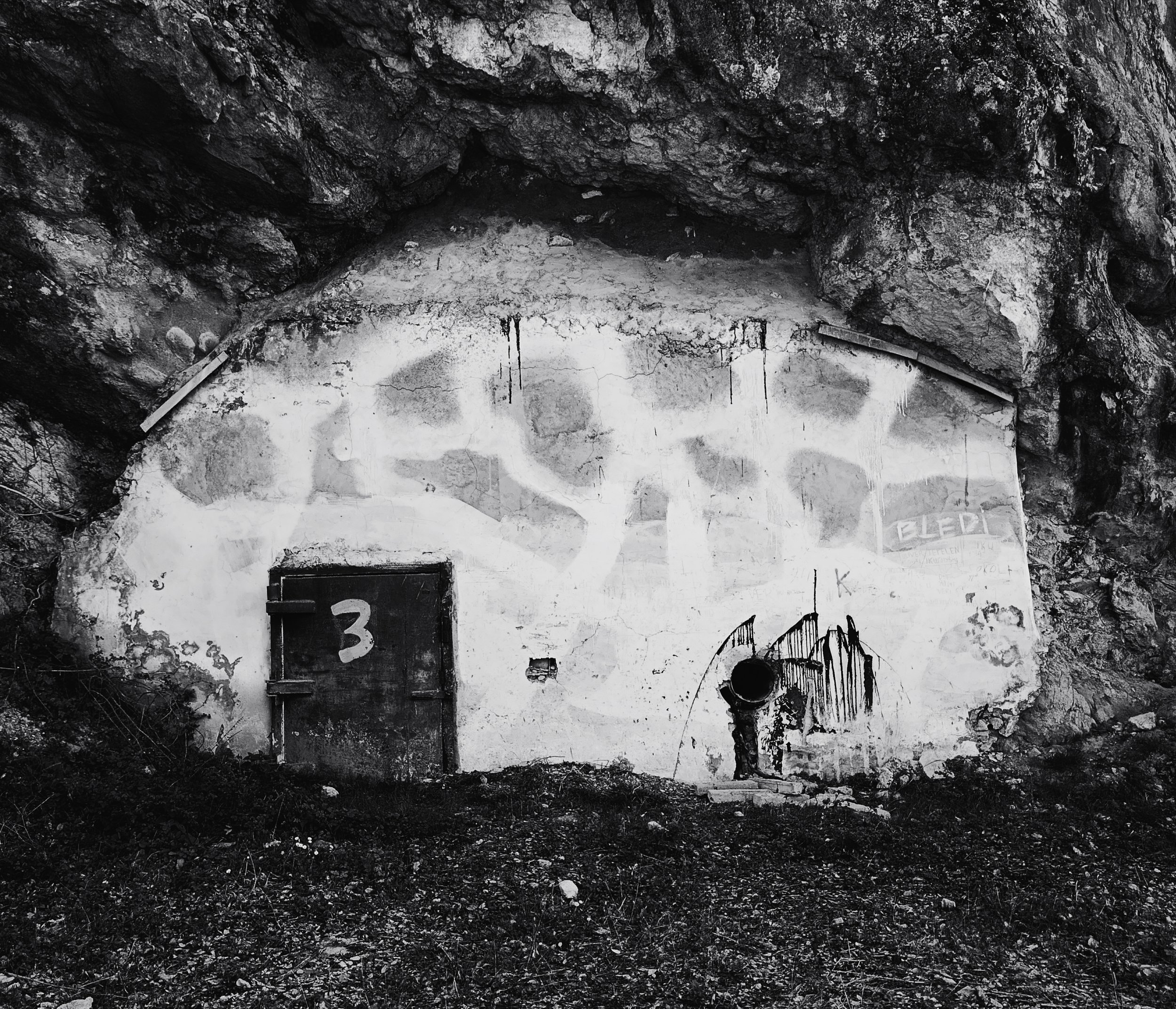 "3 in the Hill" Tiranë, Albania