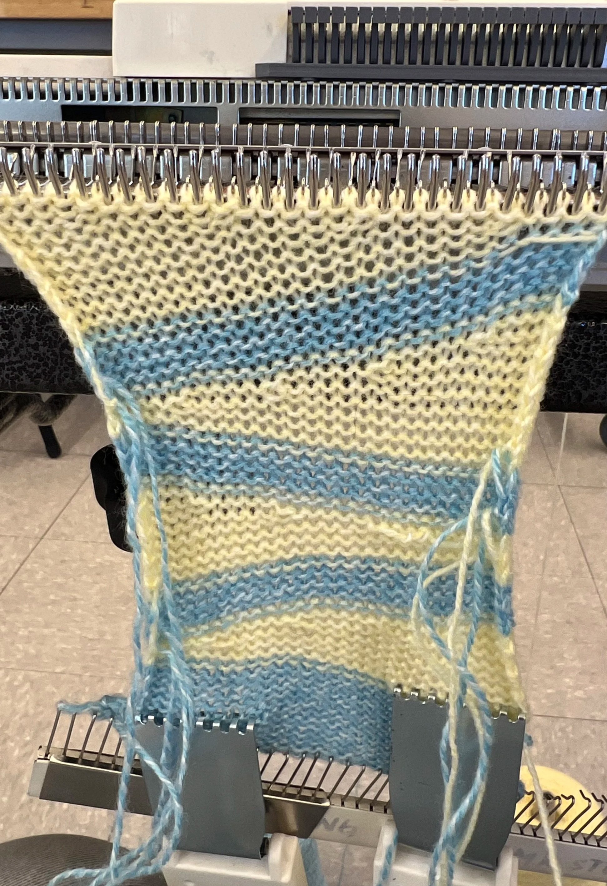 machine knitting