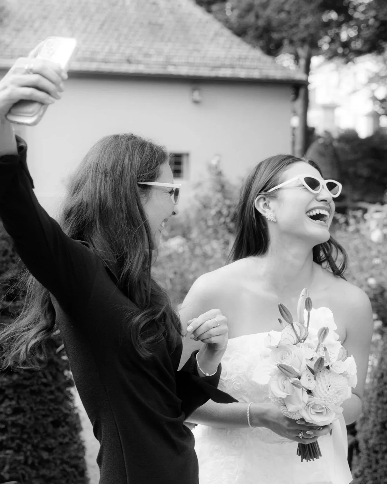 Joyful wedding celebration with the bride during an outdoor reception captured by Europe wedding photographer Änna Photography.