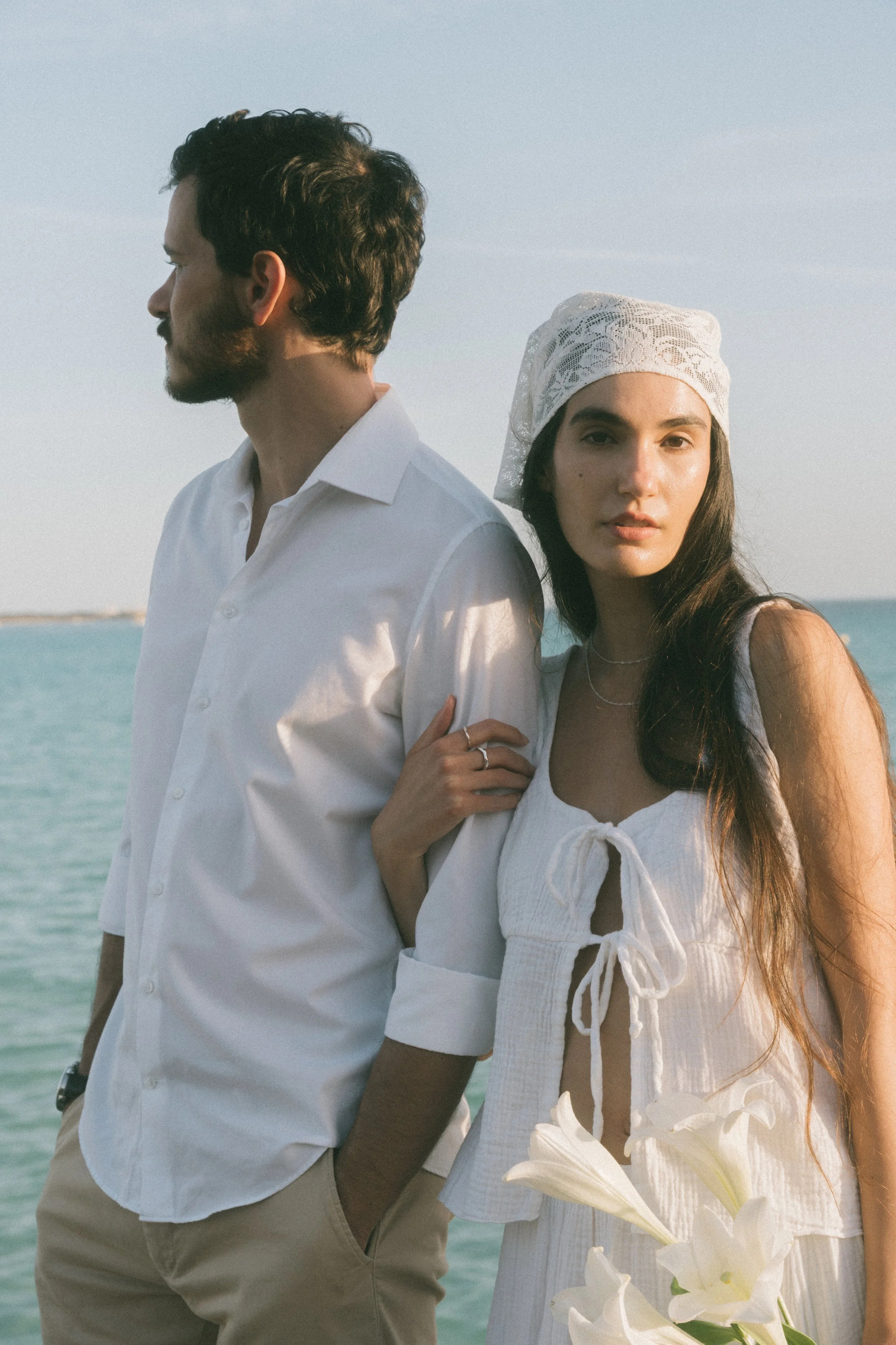 Couple portrait during a destination wedding in Mallorca, captured by Europe wedding photographer Änna Photography.