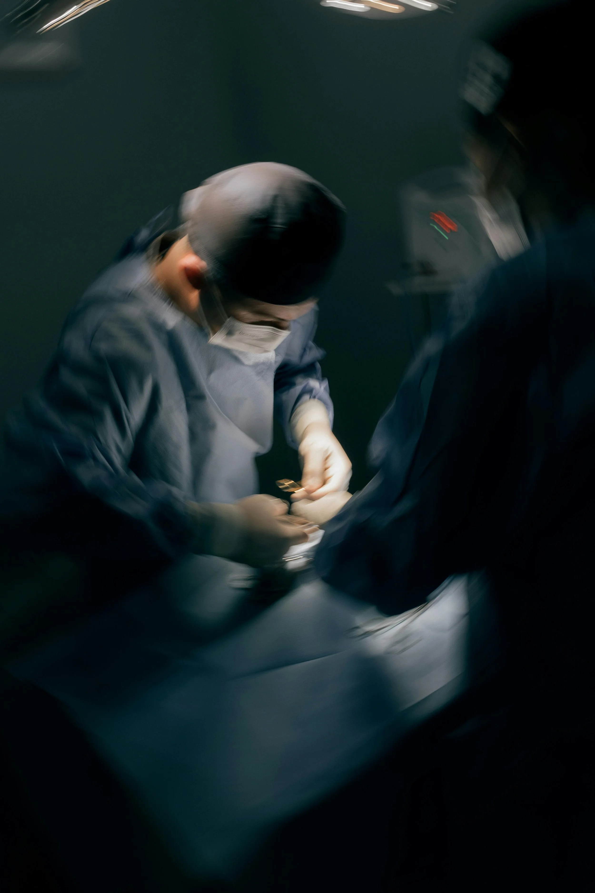 How Long Does It Take Someone to Bleed Out from a Knife Wound?