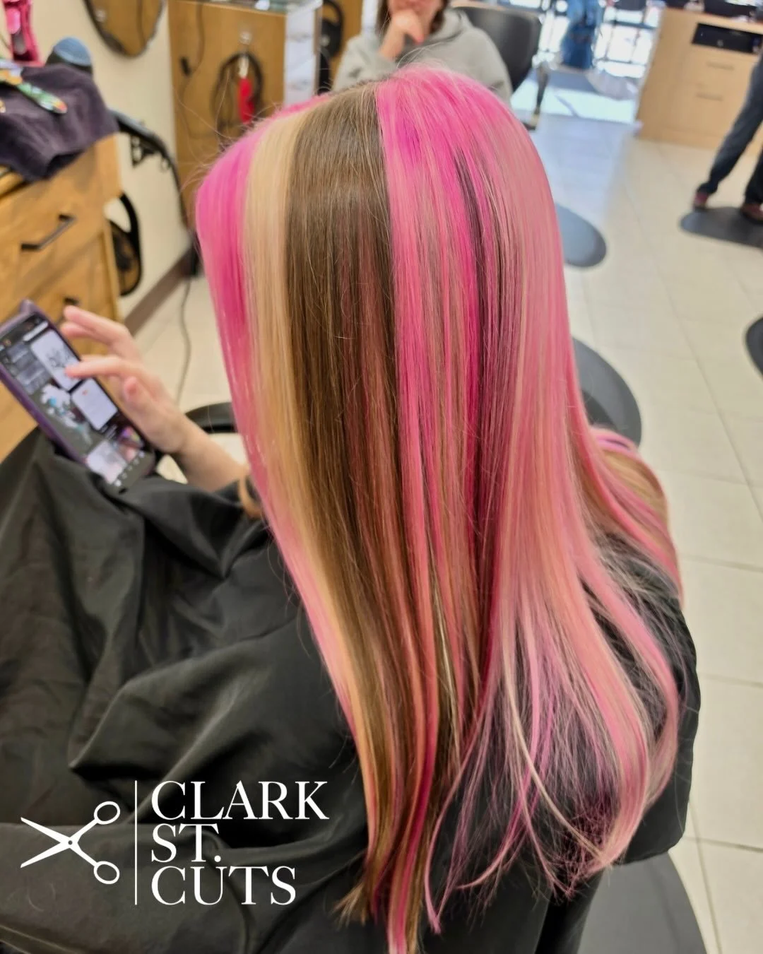 The Sweetest Hair Trend 🤩🩷🤎 Neapolitan hair color 📍 @clarkstcuts @hair.by.luna1  You can make your appointment with us.  #colorhair #neapolitanhair #chicagohair