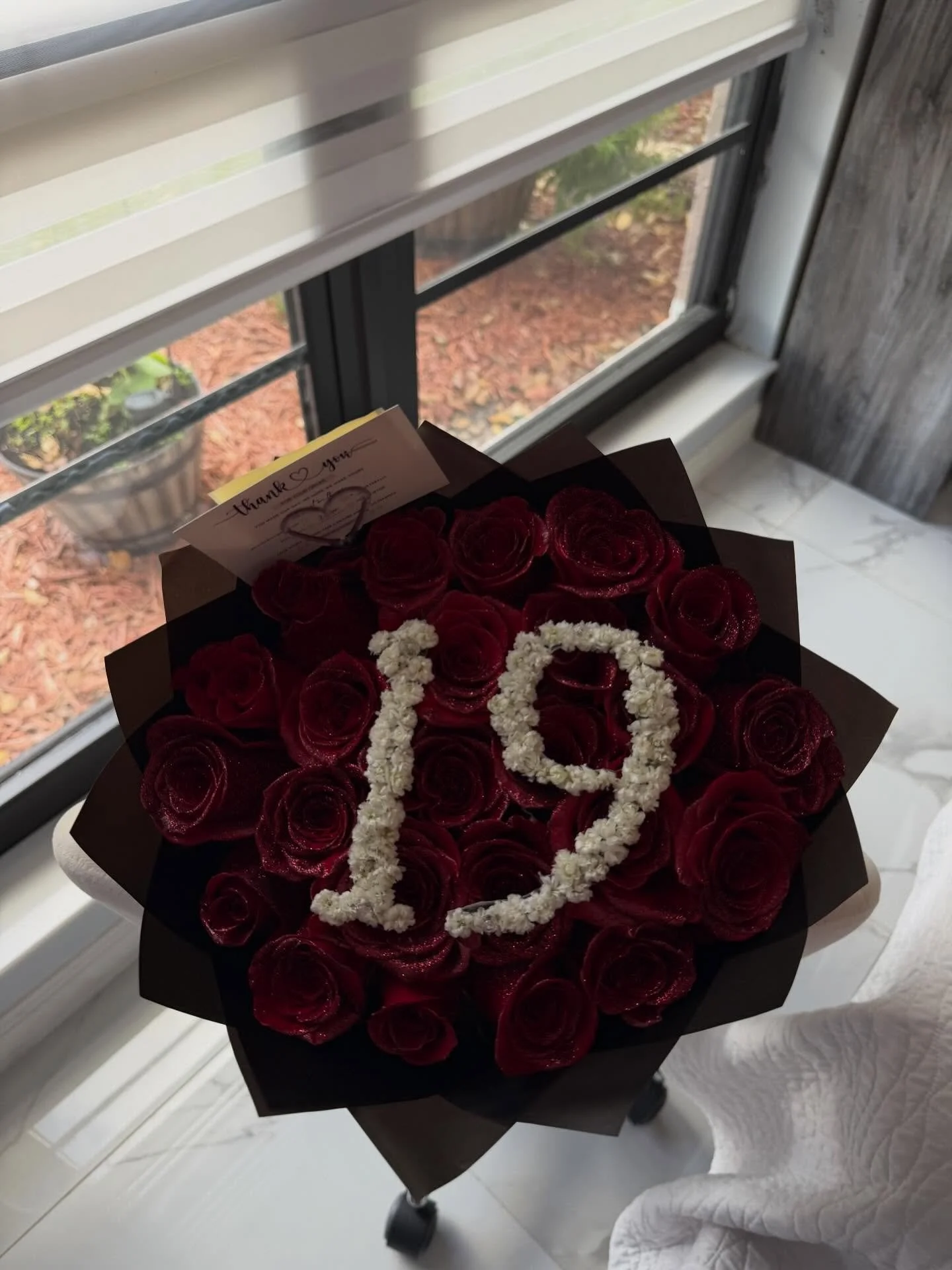24 glitter red roses💌