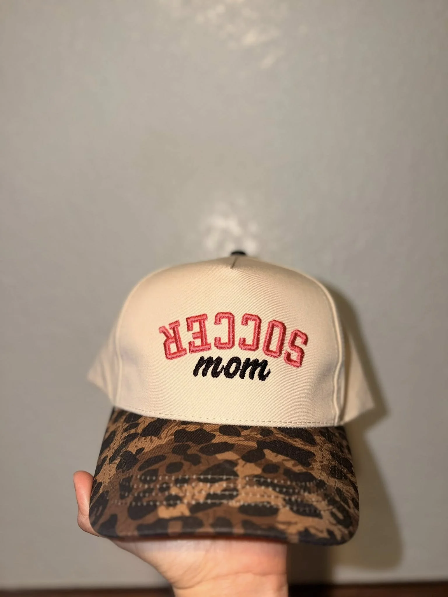 SOCCER MOM