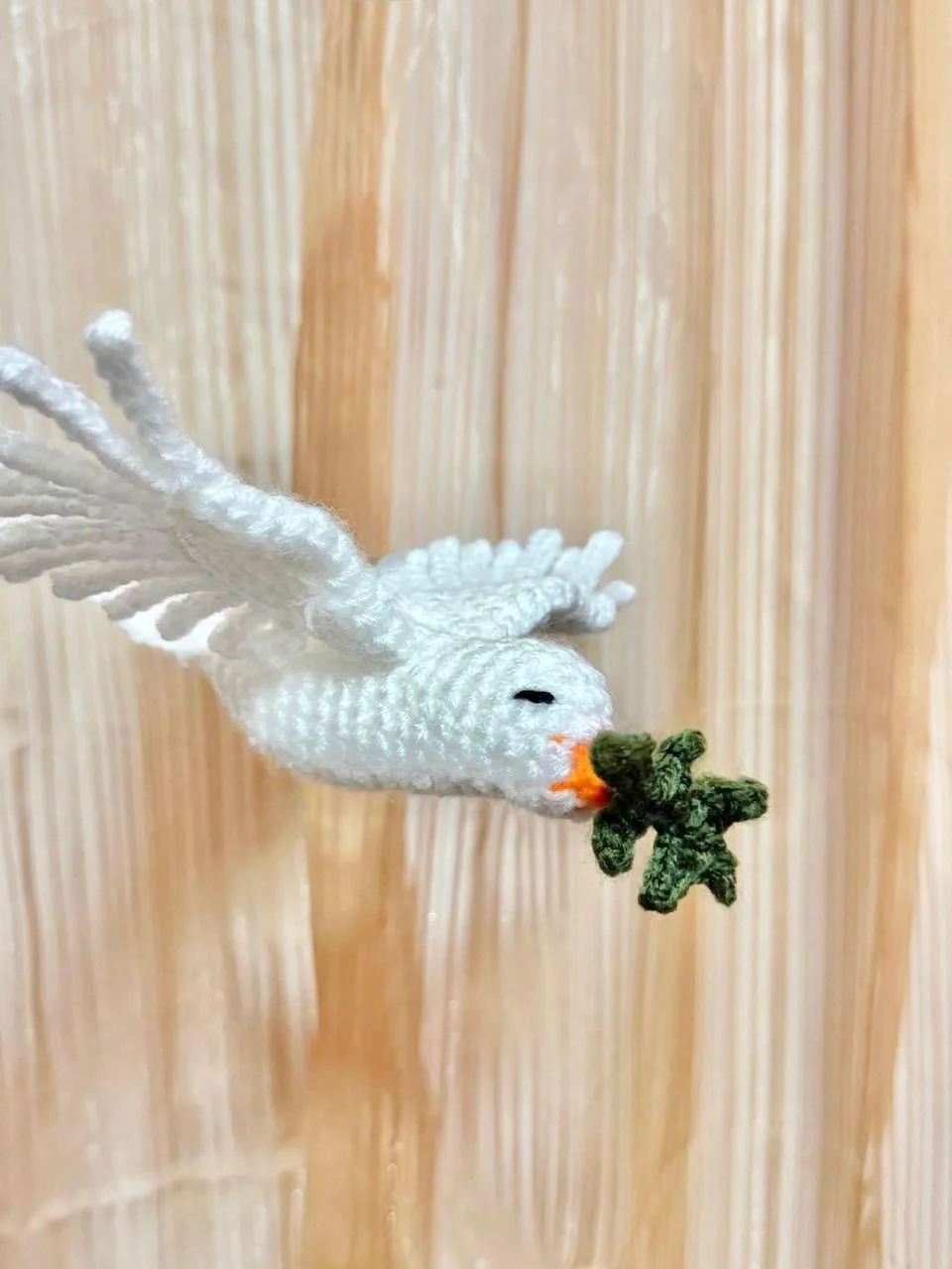 Crochet Dove. Pattern by Stella's Yarn Universe!