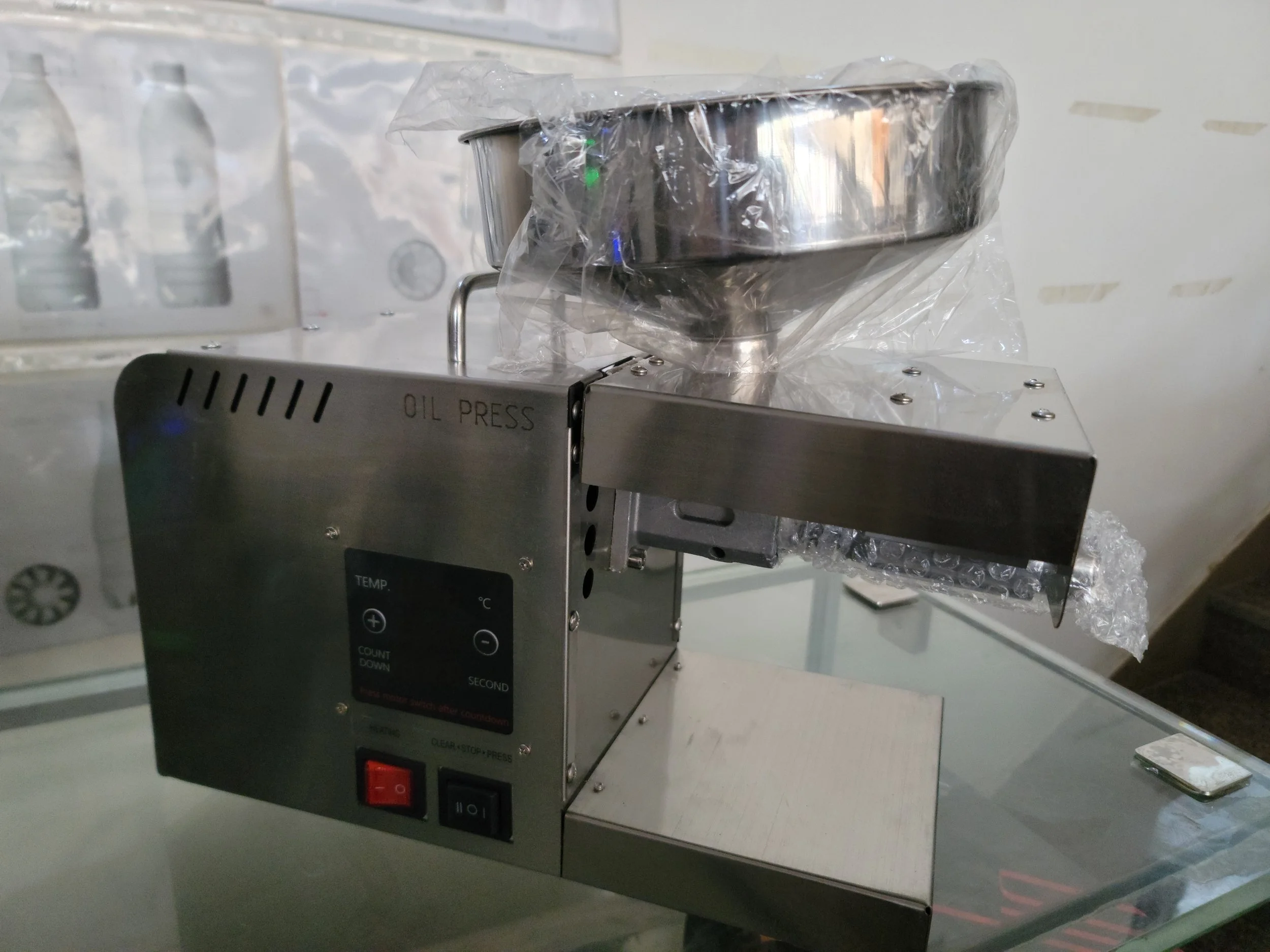 آلات ومكائن للمشاريع الصغيرة والمنزلية