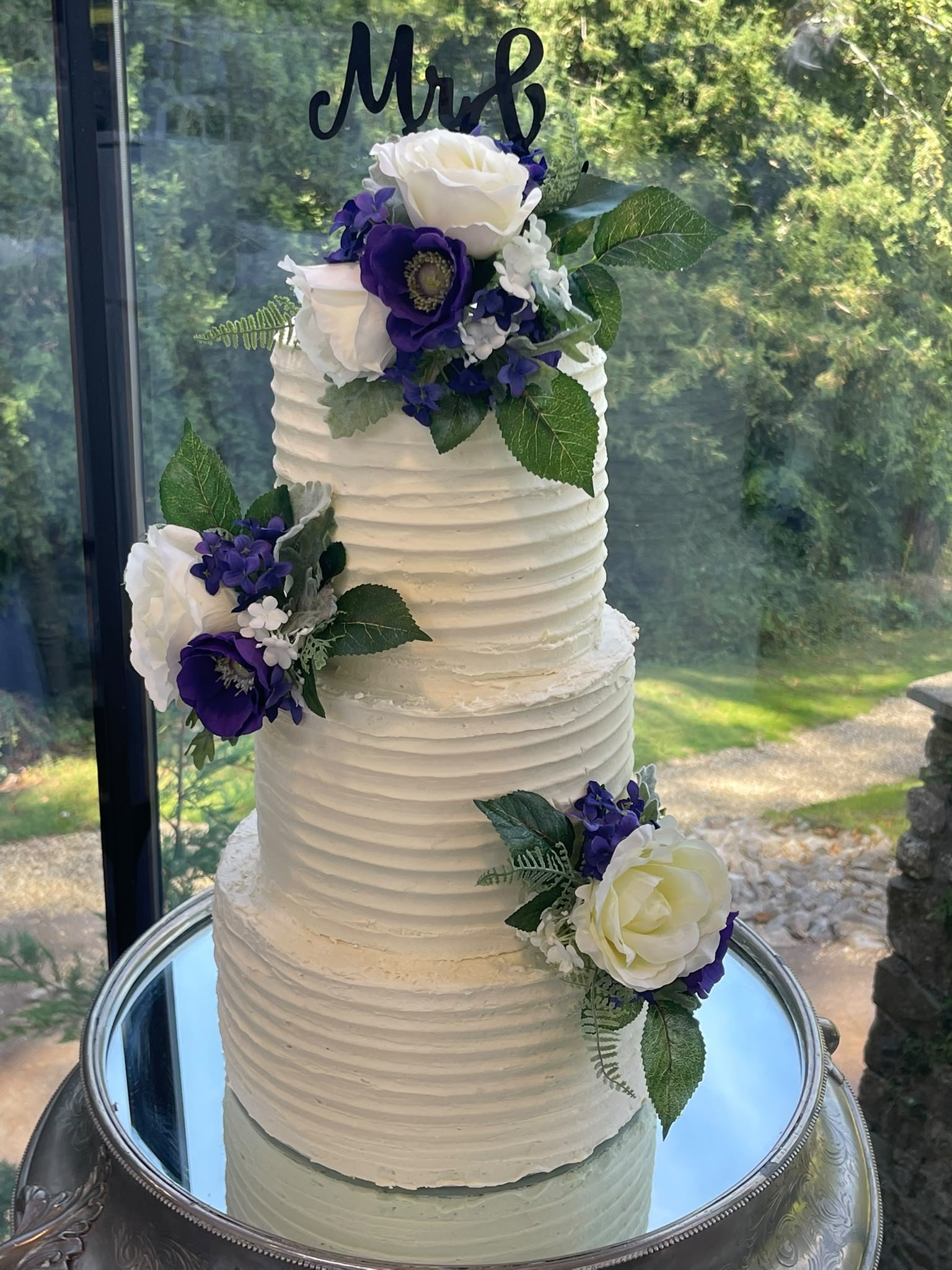 Vanilla Ruffles wedding cake
